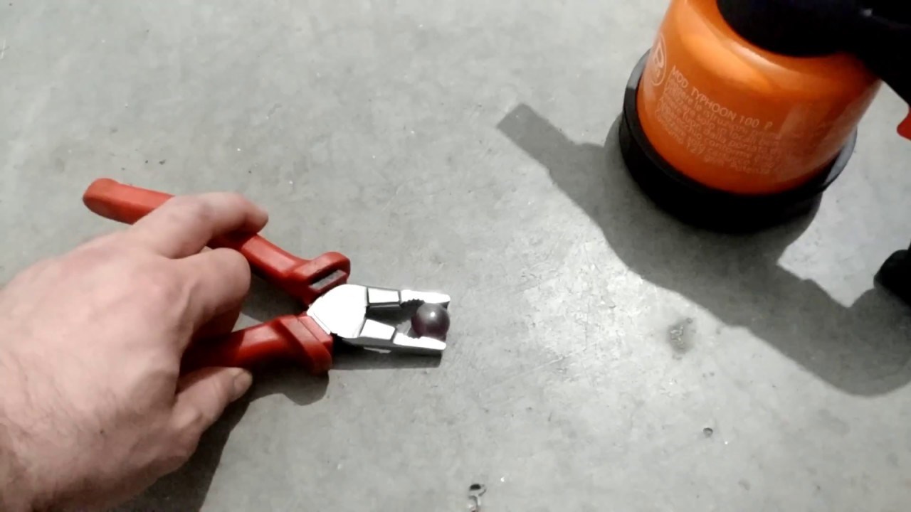 Burning metal ball with flame -1850°C