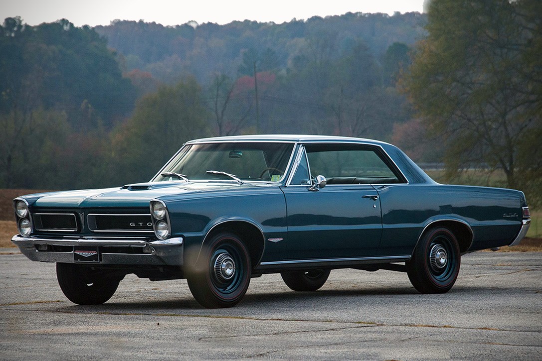 1965-Pontiac-GTO-01.jpg