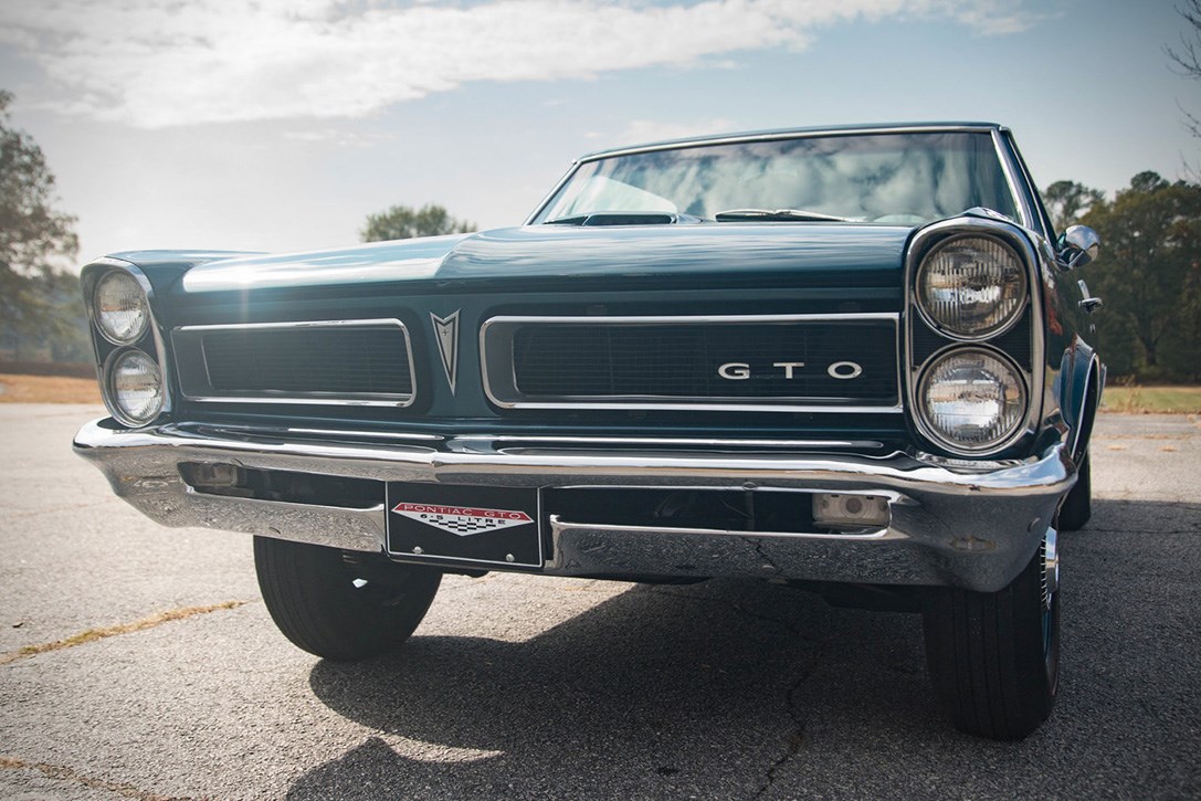 1965-Pontiac-GTO-04.jpg