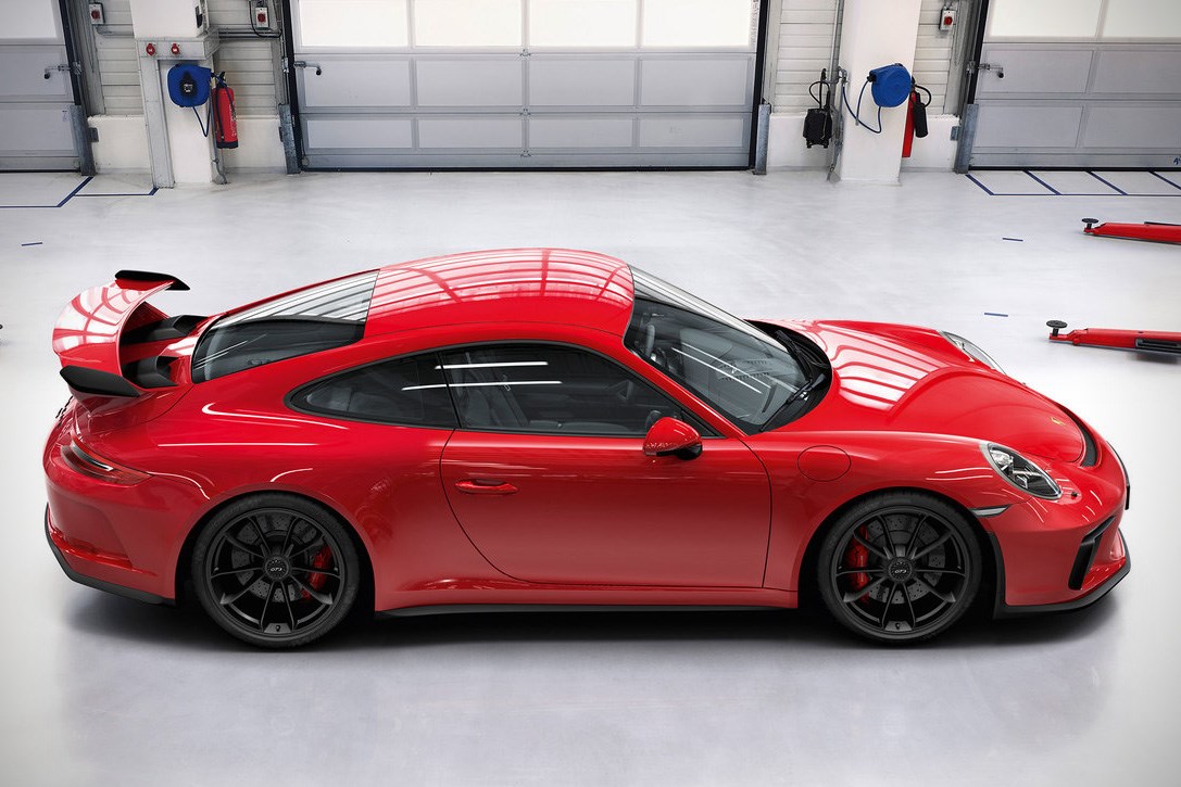 2018-Porsche-911-GT3-02.jpg