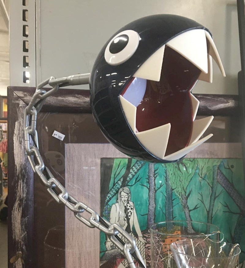 15. Svjetiljka iz noćne more?