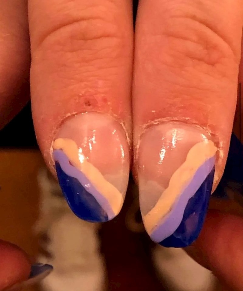 9. Ove neravne i nepravilno nacrtane nokte žena je platila više od 400 kn, možete li vjerovati?