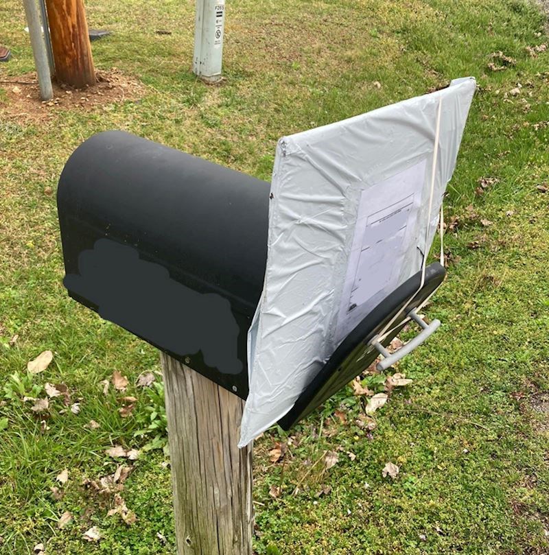 9. A mislimo, u sundučiću je?! 😅