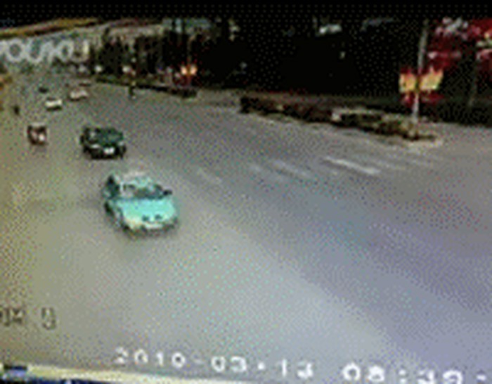 Jako blizu.gif
