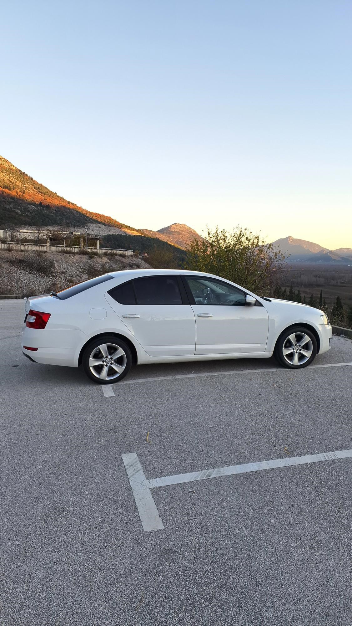 ŠKODA OCTAVIA 1.6TDI 2014GOD ,REG 1.GOD ,ALU 17,OCUVAN