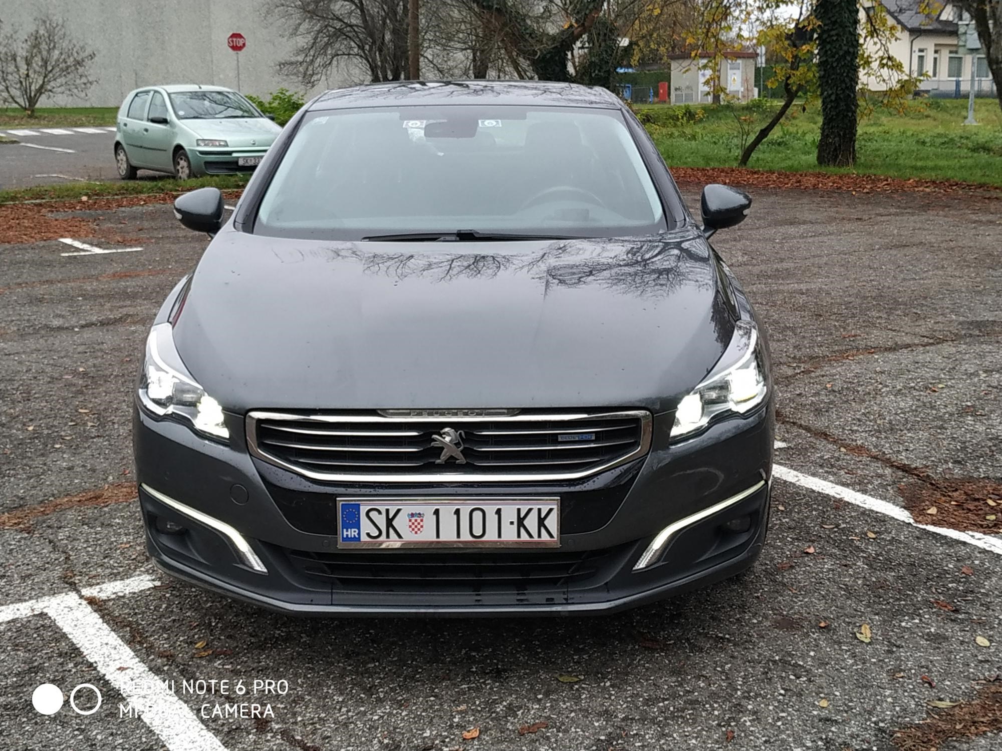 Peugeot 508 2.0 blueHDI feline oprema