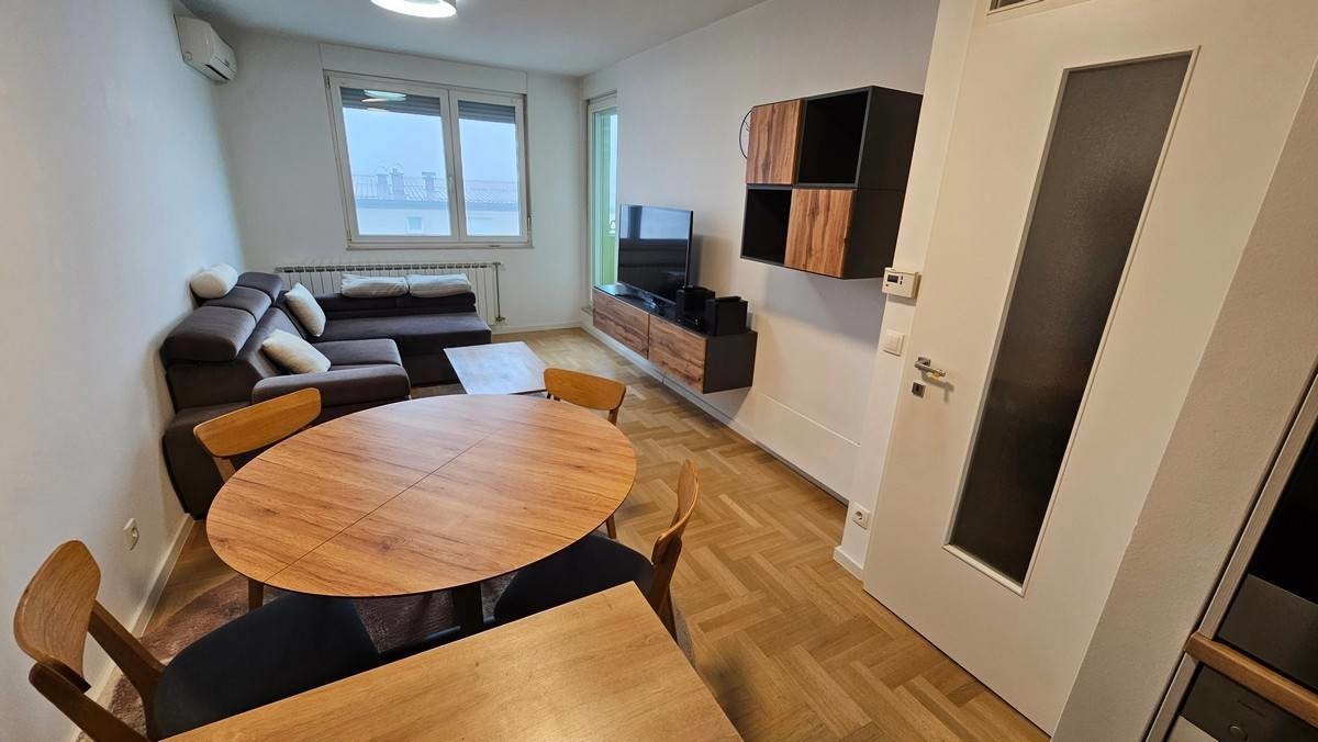 3-S stan 65m2, parking u garaži, 1. najam, Vrapče, Gospodska