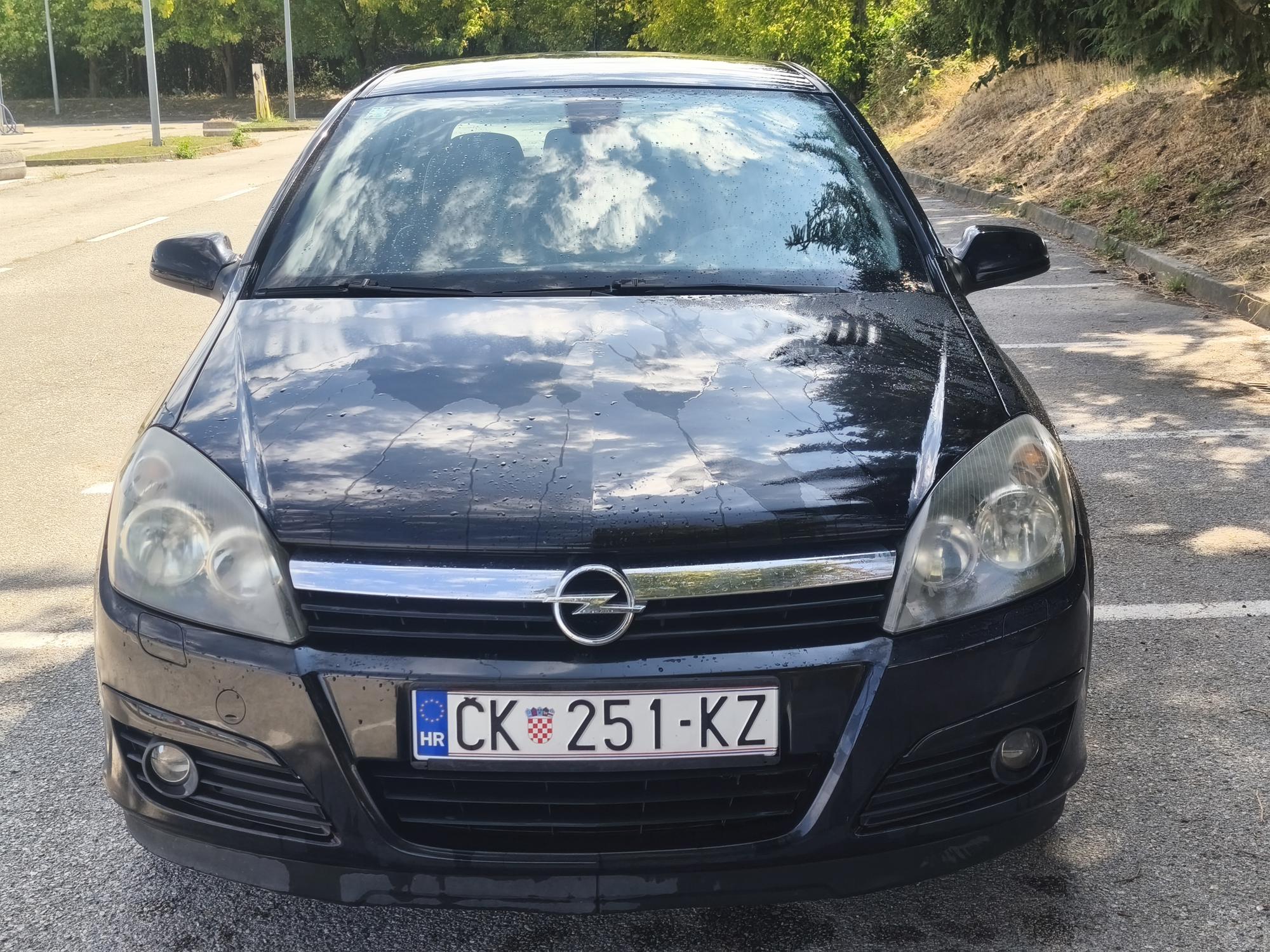 opel astra h 1.4 twinport 2005g 400e