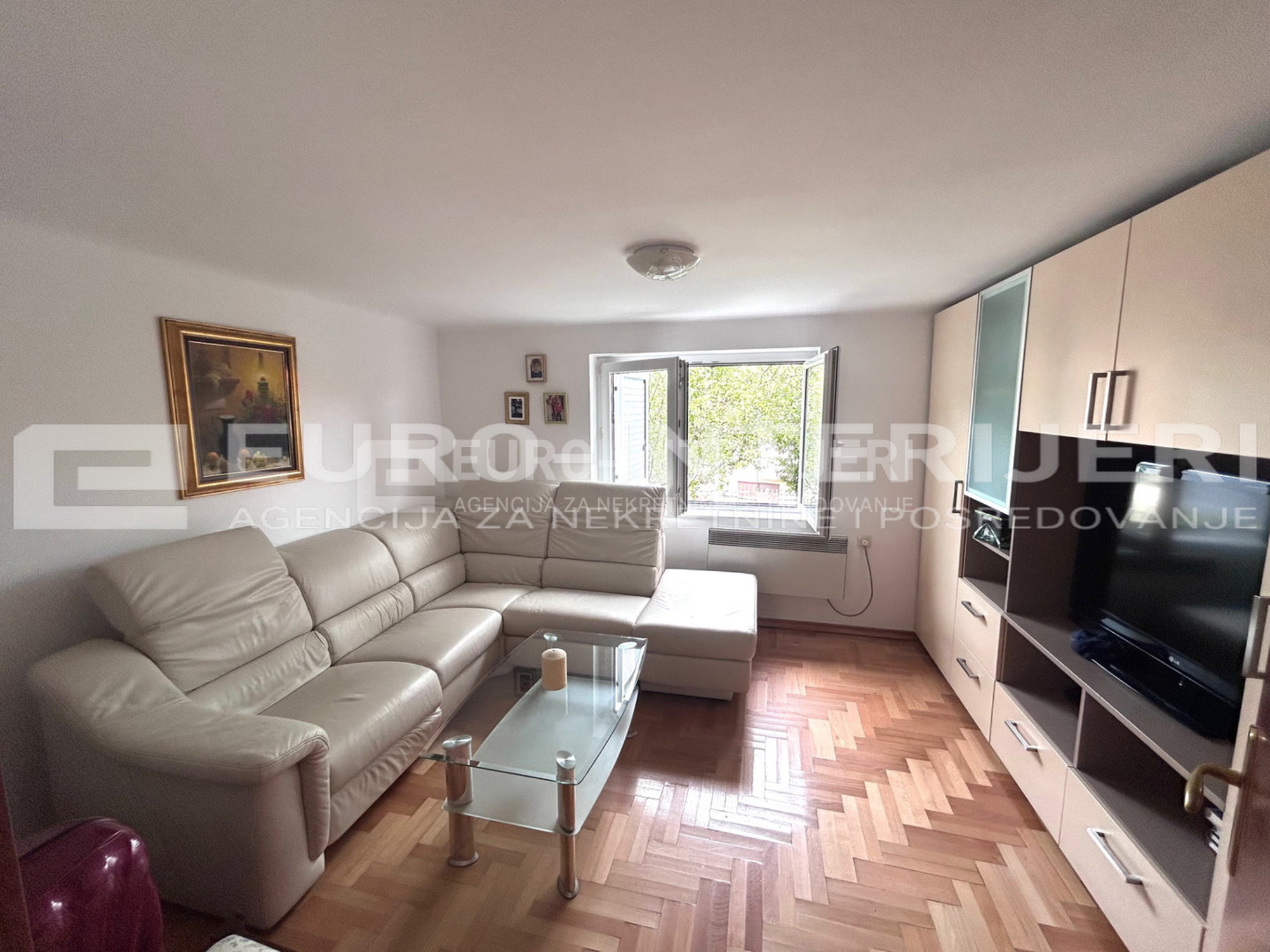 Iznajmljujemo dvosoban stan 80 m² u naselju Gajnice