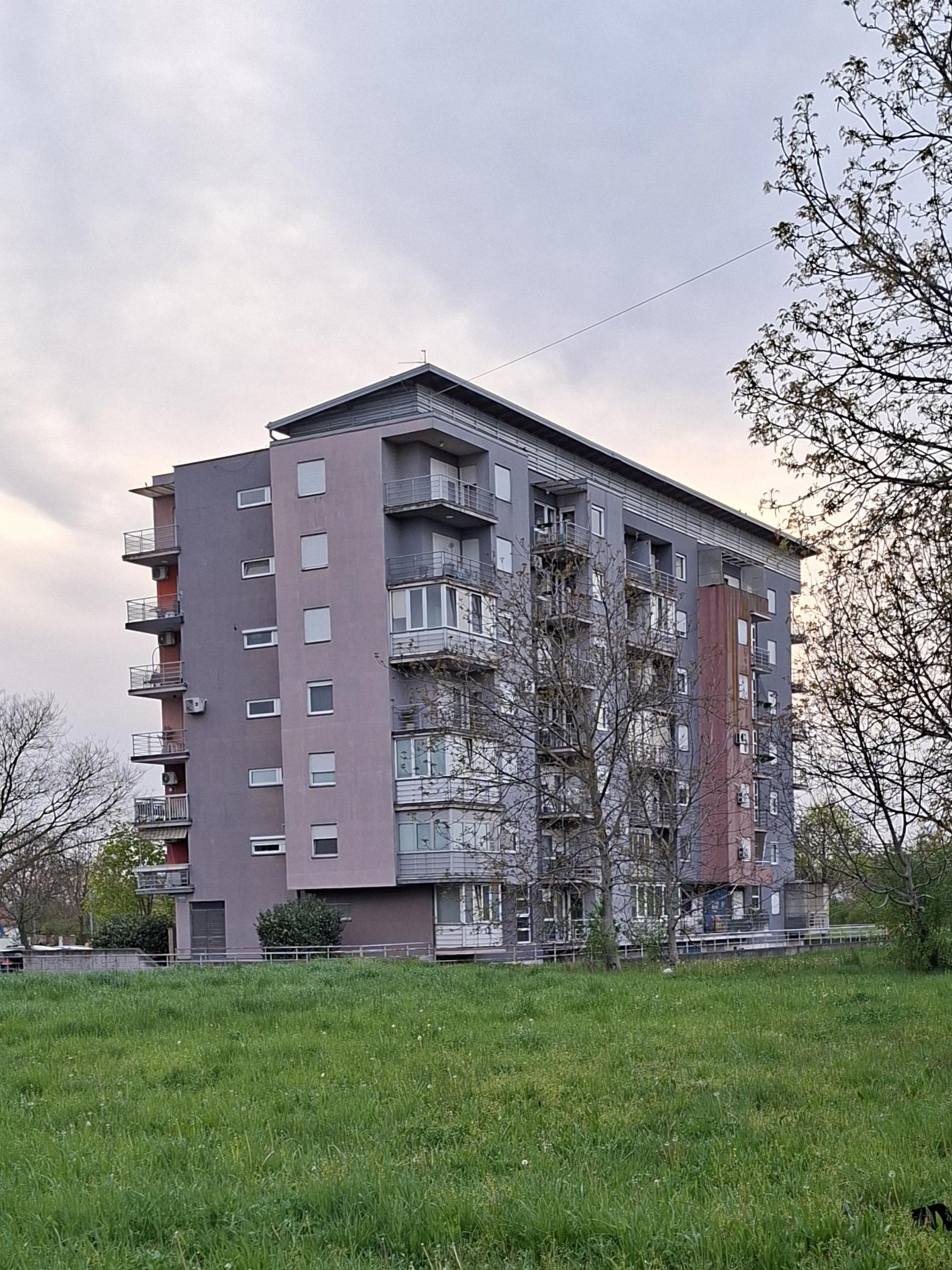 Stan Vinkovci (Lapovci), 36m2, Garsonijera