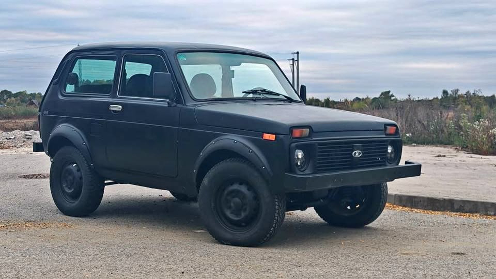Lada Niva 1.7 Raptor crna, 2009.