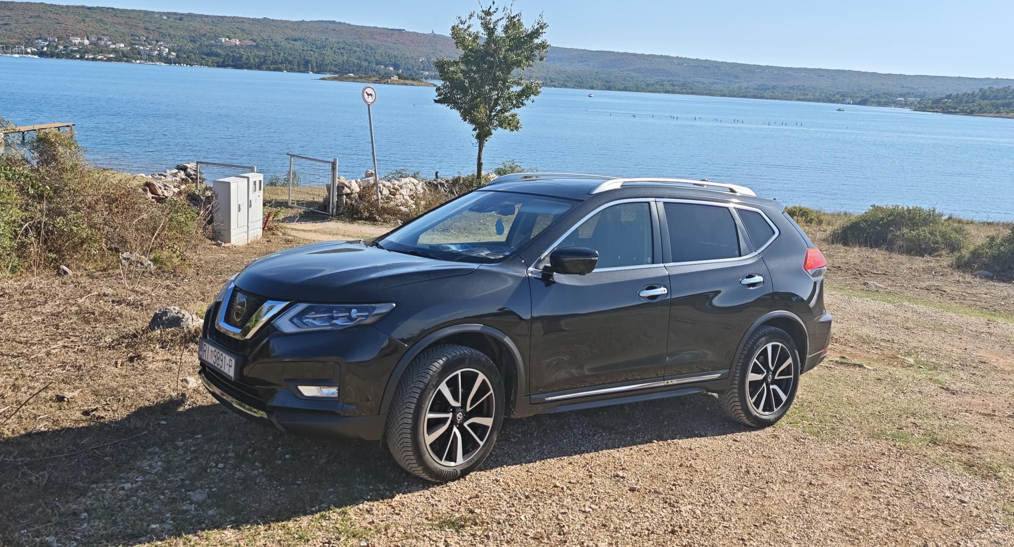 Nissan X-Trail 1.6 dCi TEKNA*BOSE*KAMERE 360*ALU 19"*NOVE GUME* 2018g