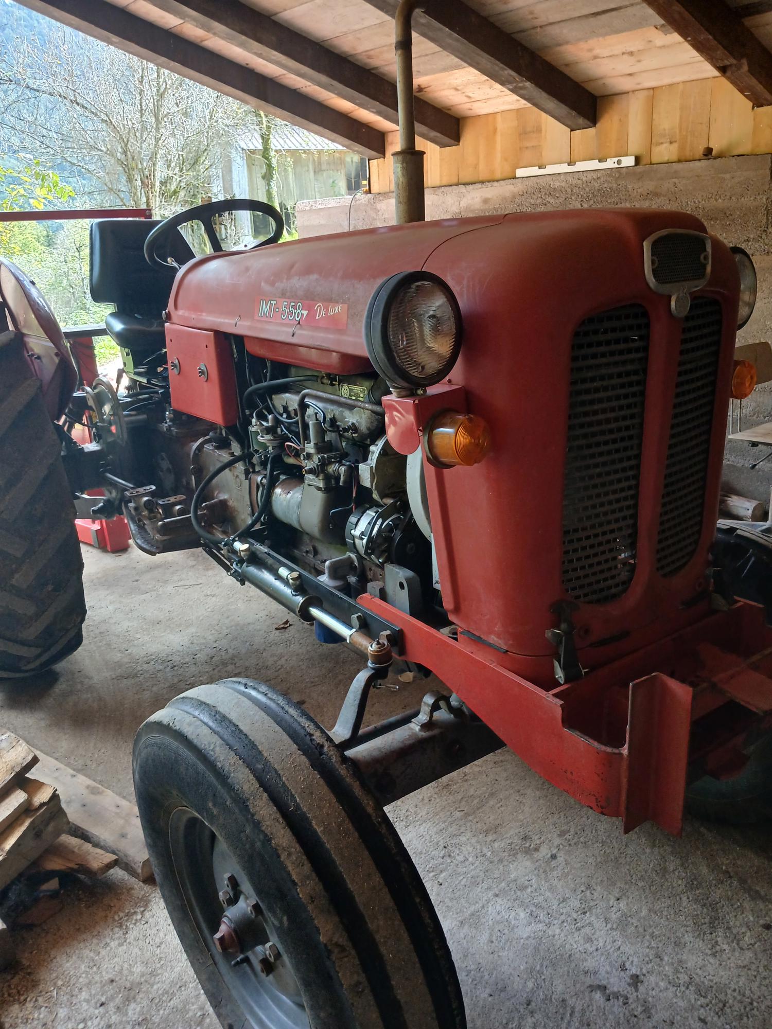IMT 558