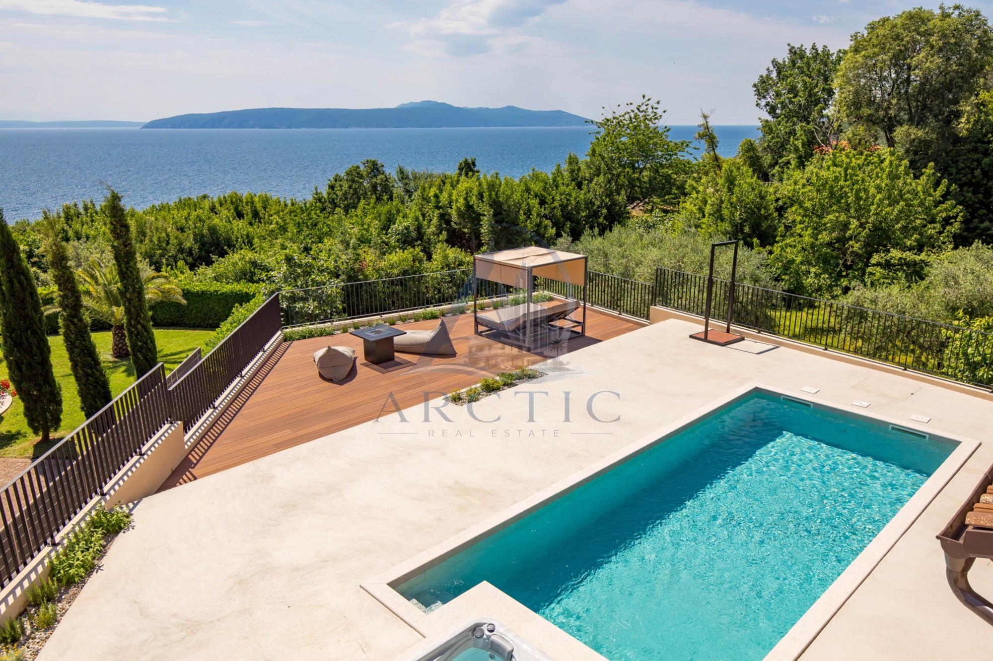 Opatija, Donji Kraj- Luksuzna 5+ sobna Vila