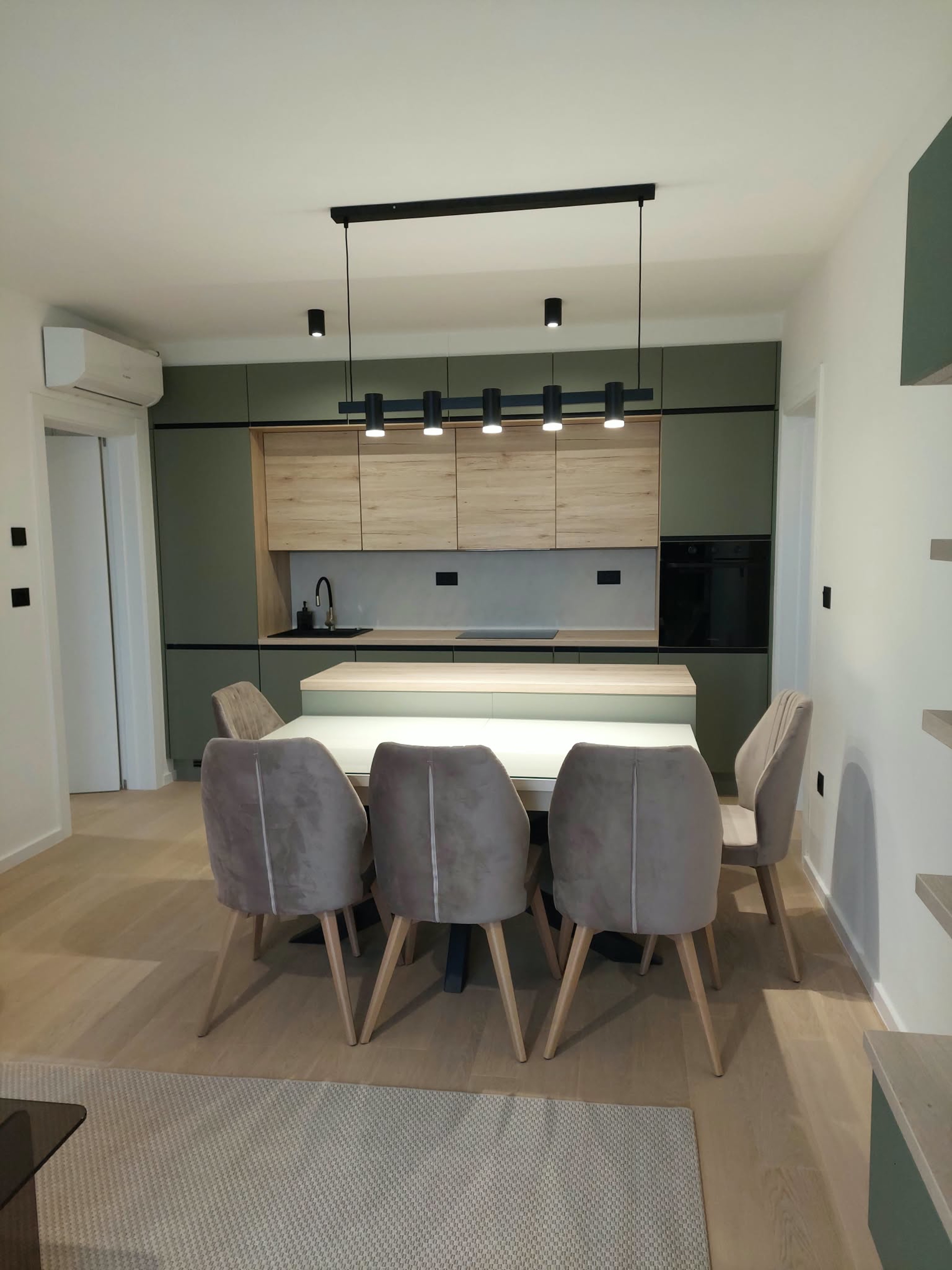 Trosoban stan s parkirnim mjestom – novogradnja Borovje, 61 m² (iznajmljivanje)