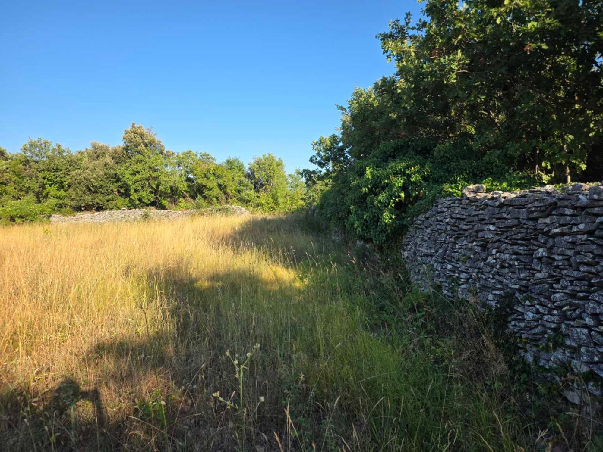  zemljište sa dvije kamp kućice, Marčana (Kavran), 1858m2, 5 minuta od mora