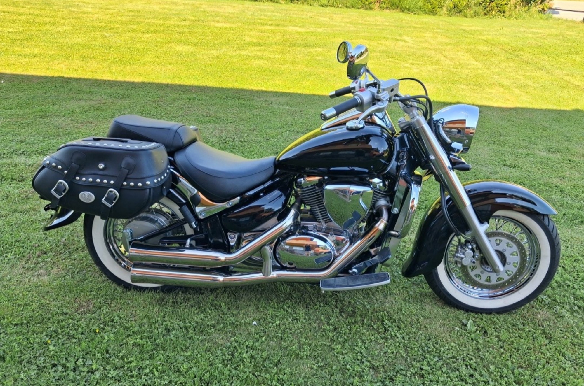 Suzuki Intruder 800 ***TOP STANJE***