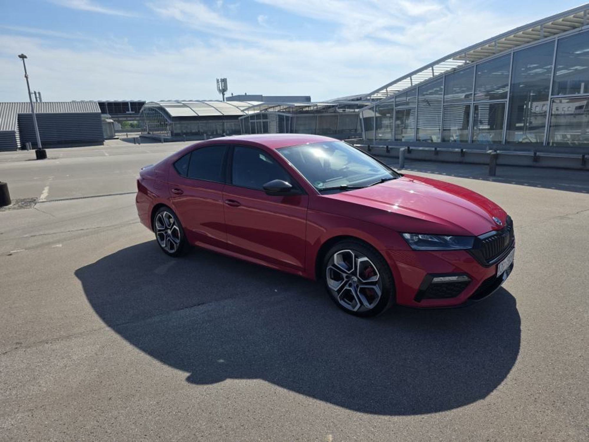 Škoda Octavia RS, 2.0 TSI, Reg 02/27, nove ljetne i zimske gume