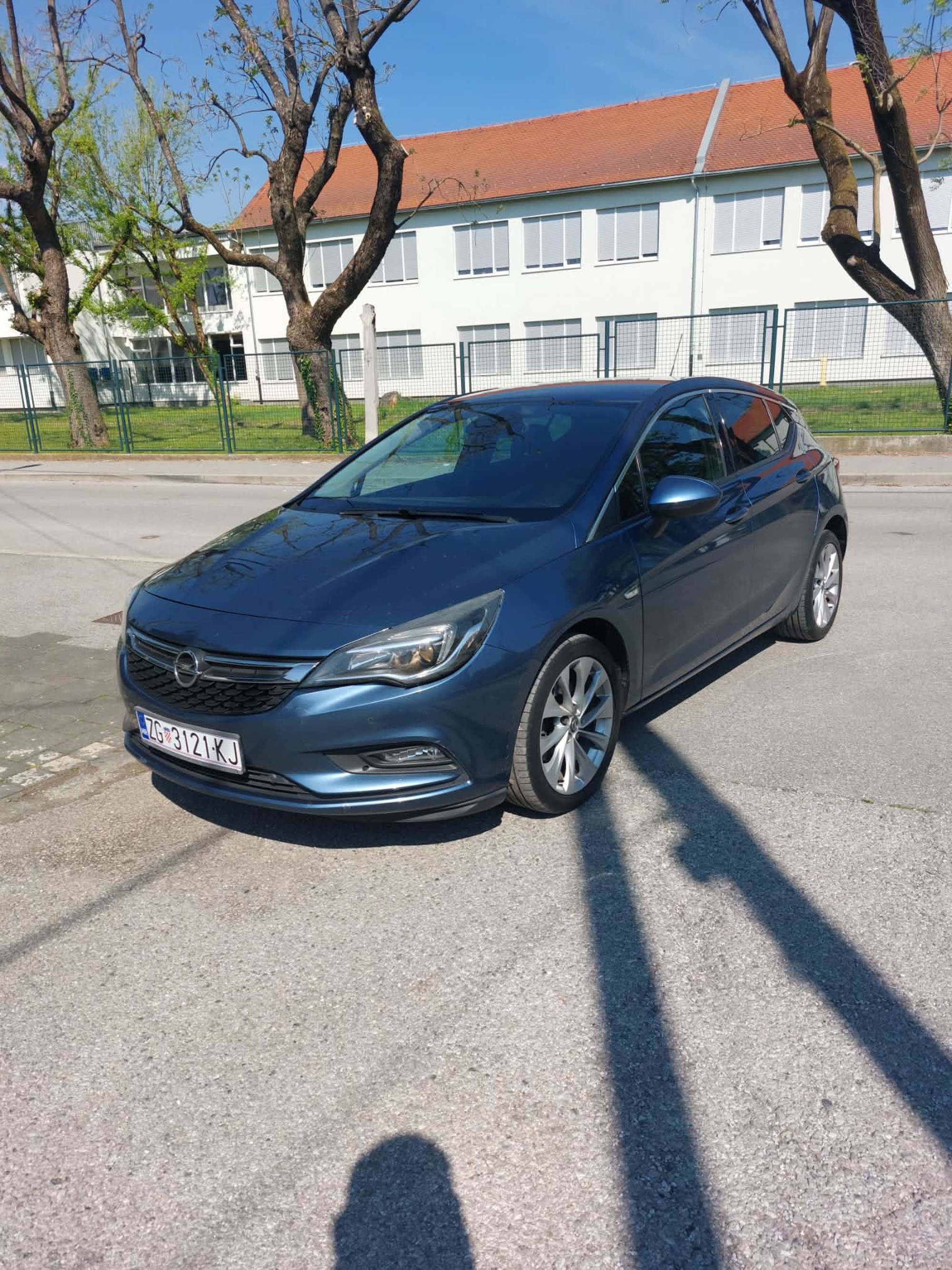OPEL ASTRA K 1.6 CDTI EURO 6 INNOVATION-ful-op-kraj 2016-reg-9-2027-vlasnik.nije uvoz-akcija-5.999 €