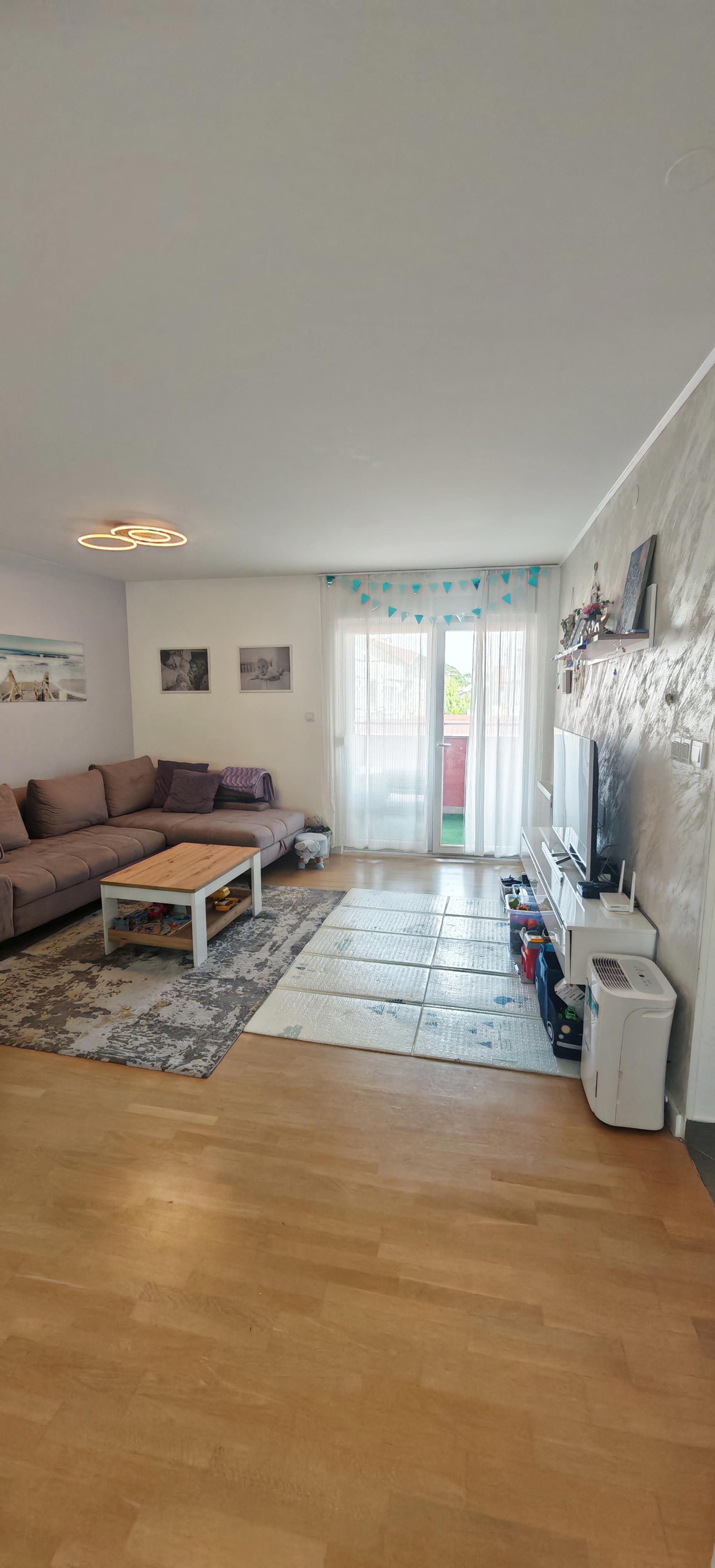 Stan: Zagreb (Retkovec), 89.43 m2 (75.63 m2 + garaža 13.80 m2) (prodaja)
