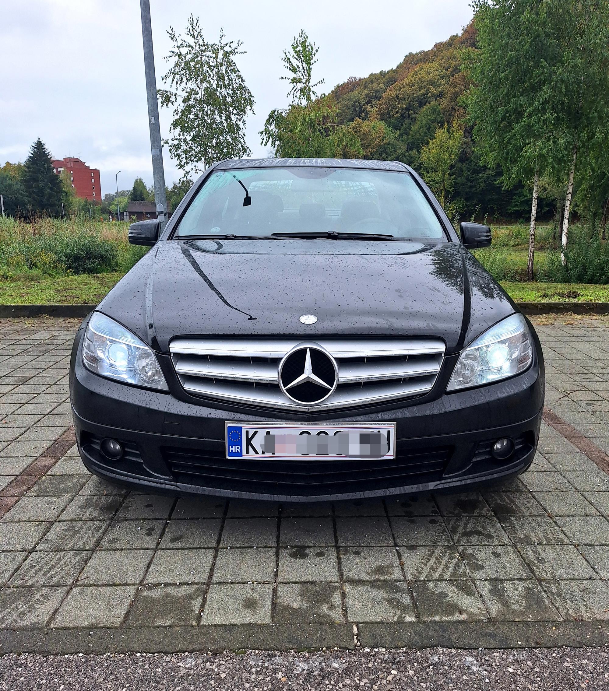 Mercedes-Benz C-klasa 200 CDi [automatic]
