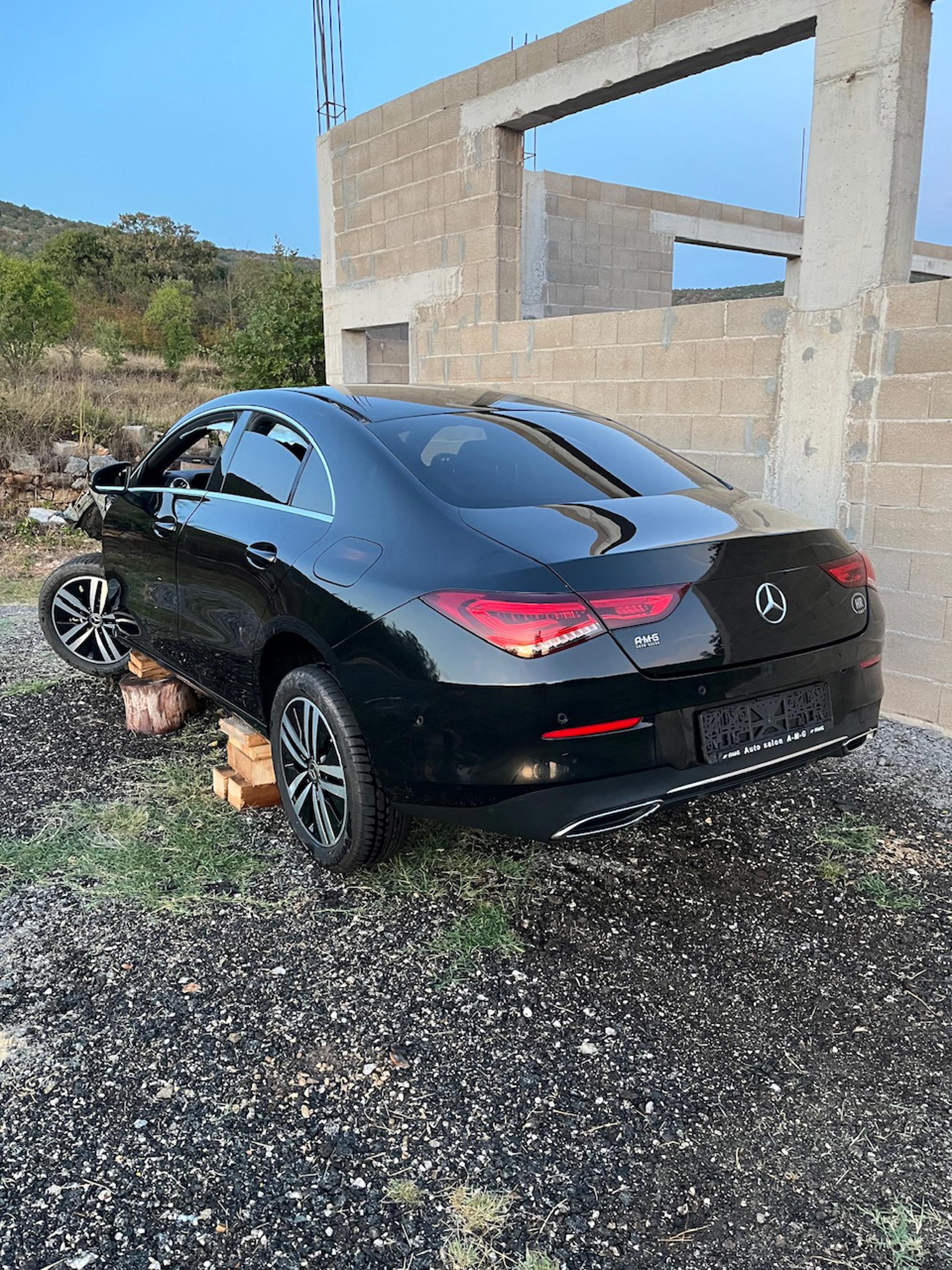 Mercedes - Benz CLA 200D 2020 ( Karambol ) Djelovi