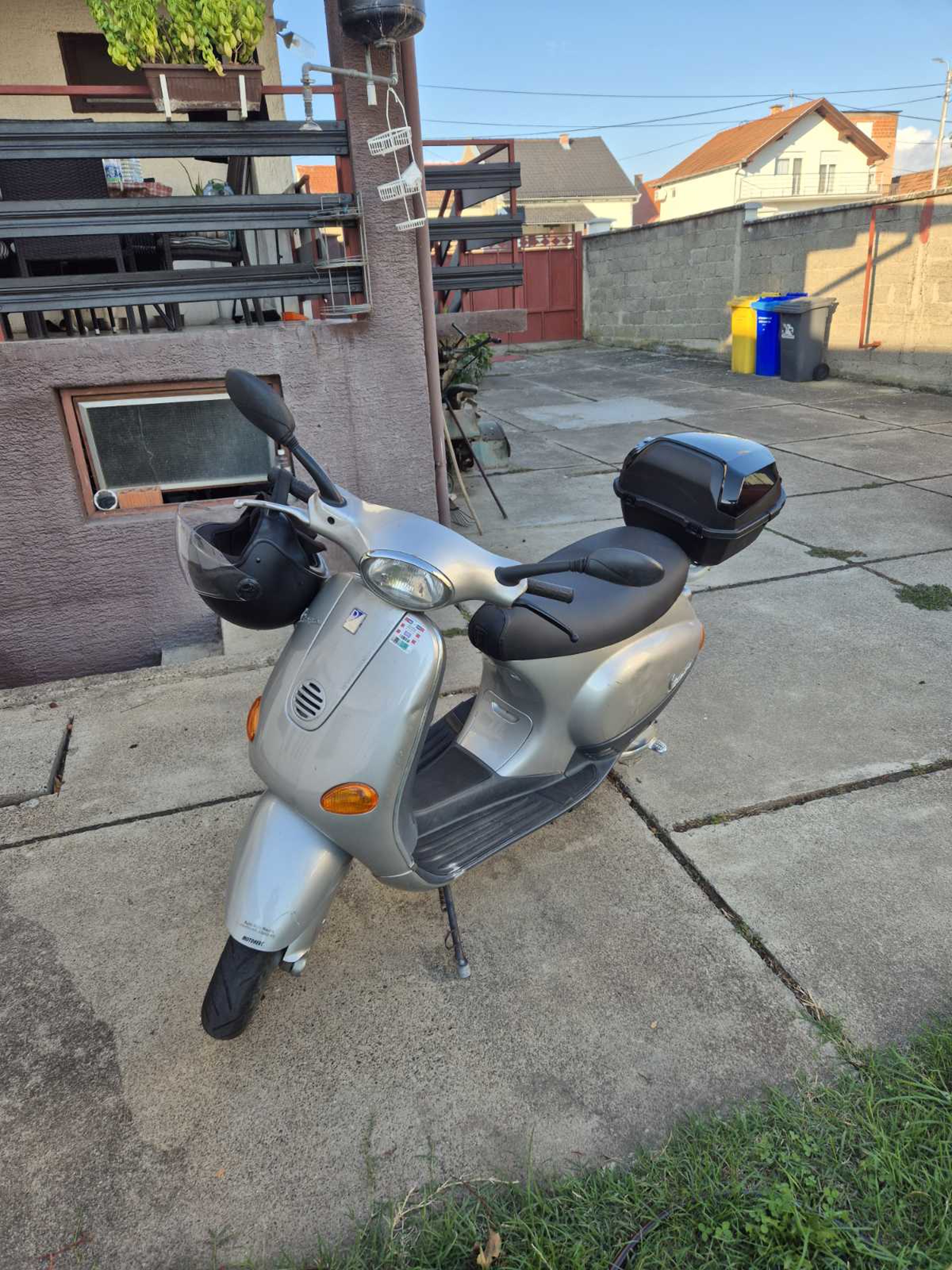 Vespa E2T