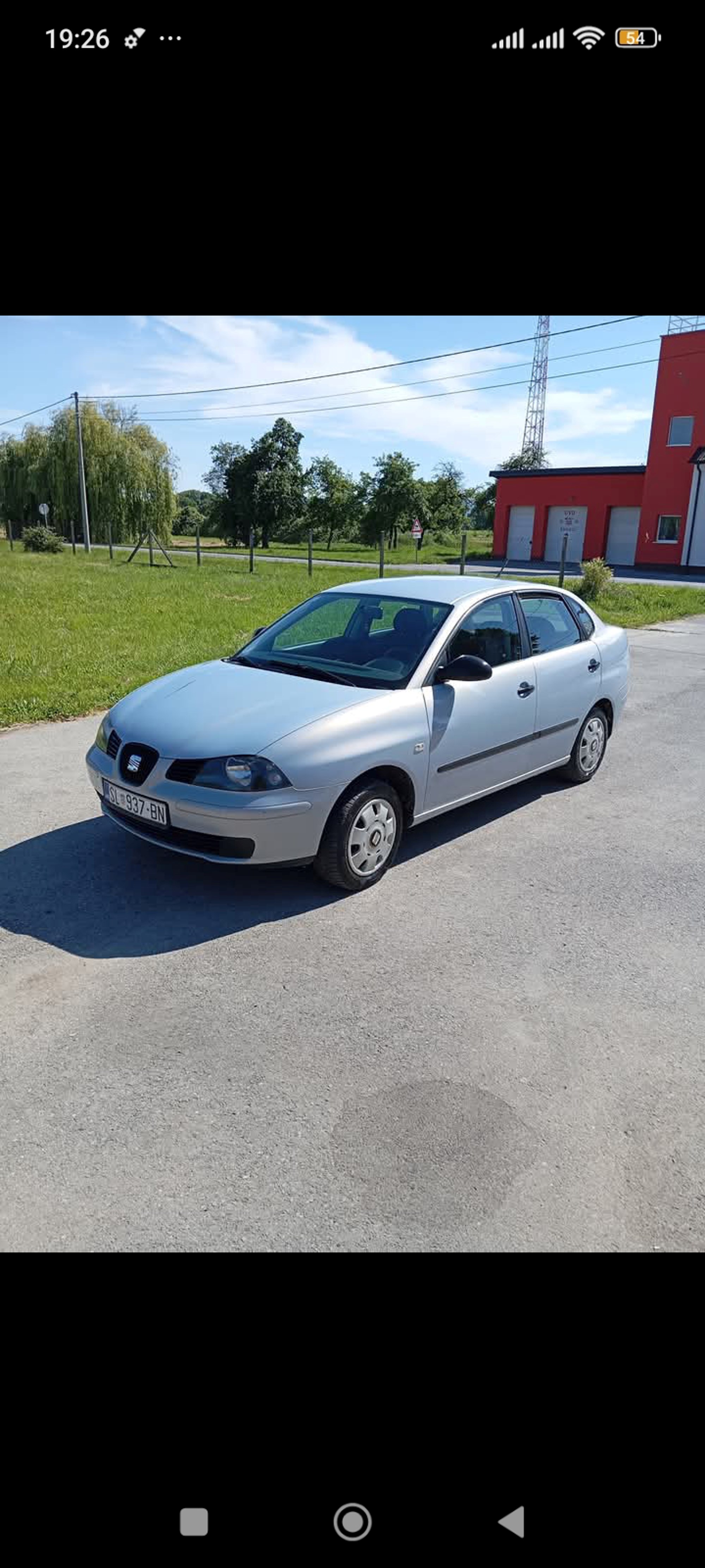 Seat Cordoba 2003 SDI rega godinu dana 298 tis km  uredan i ispravan novi akumulator ,nove gume 