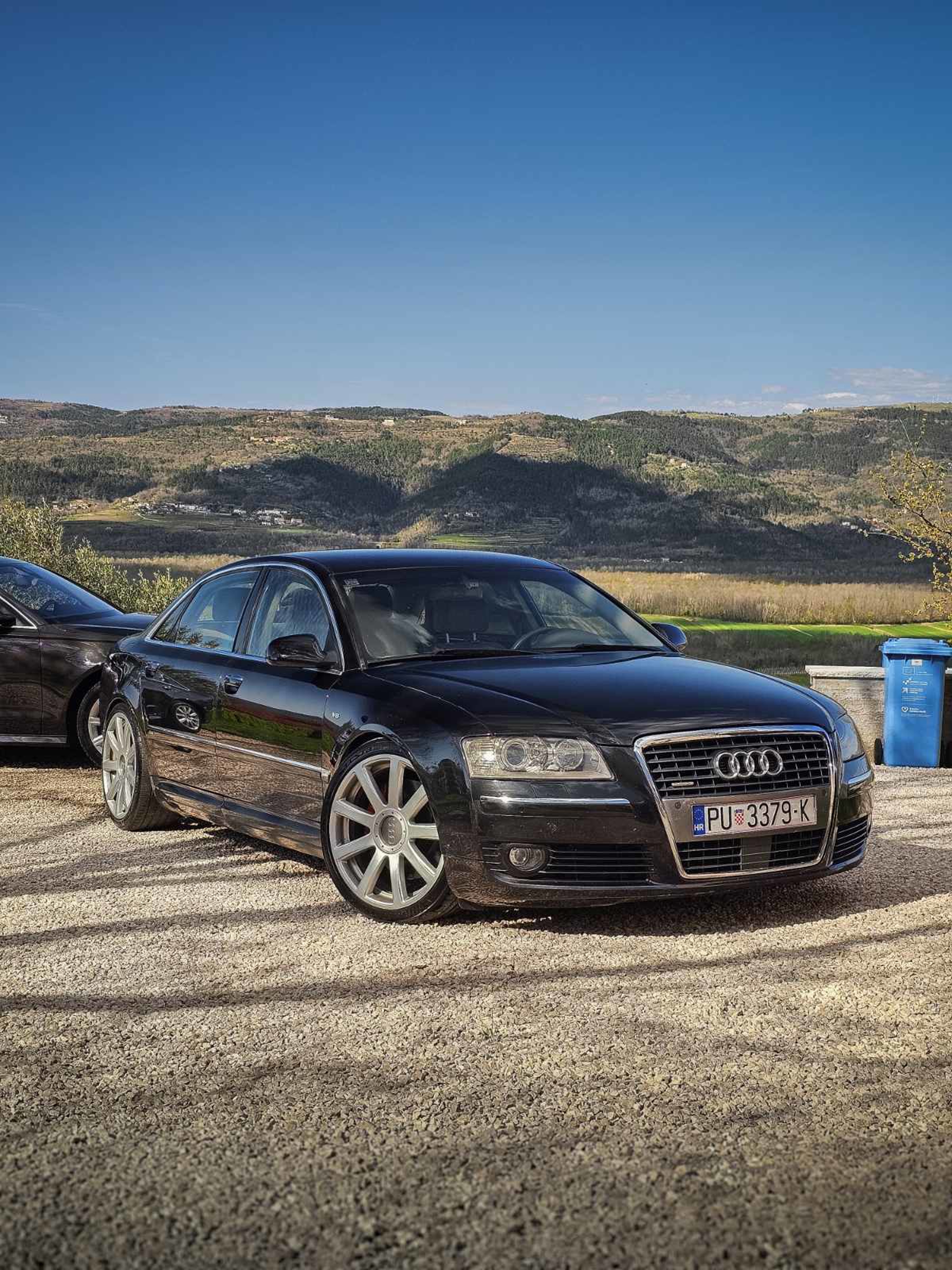AUDI A8L 4.2 LPG LONG