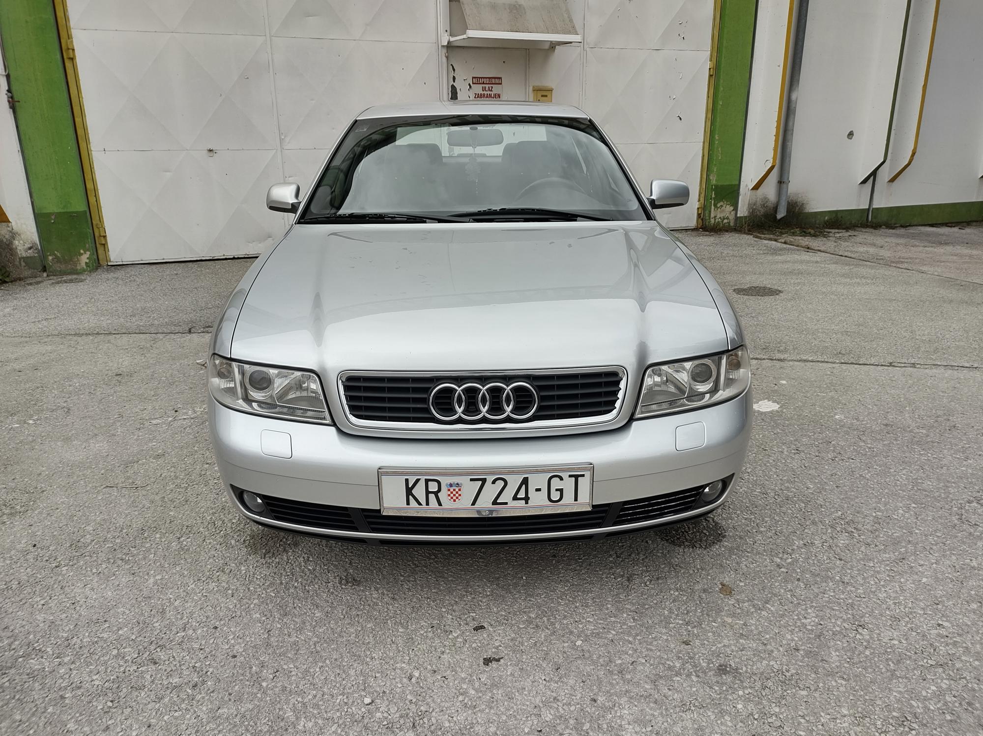 Audi A4 2000. god. 1-9 TDI - registriran do 04/2027