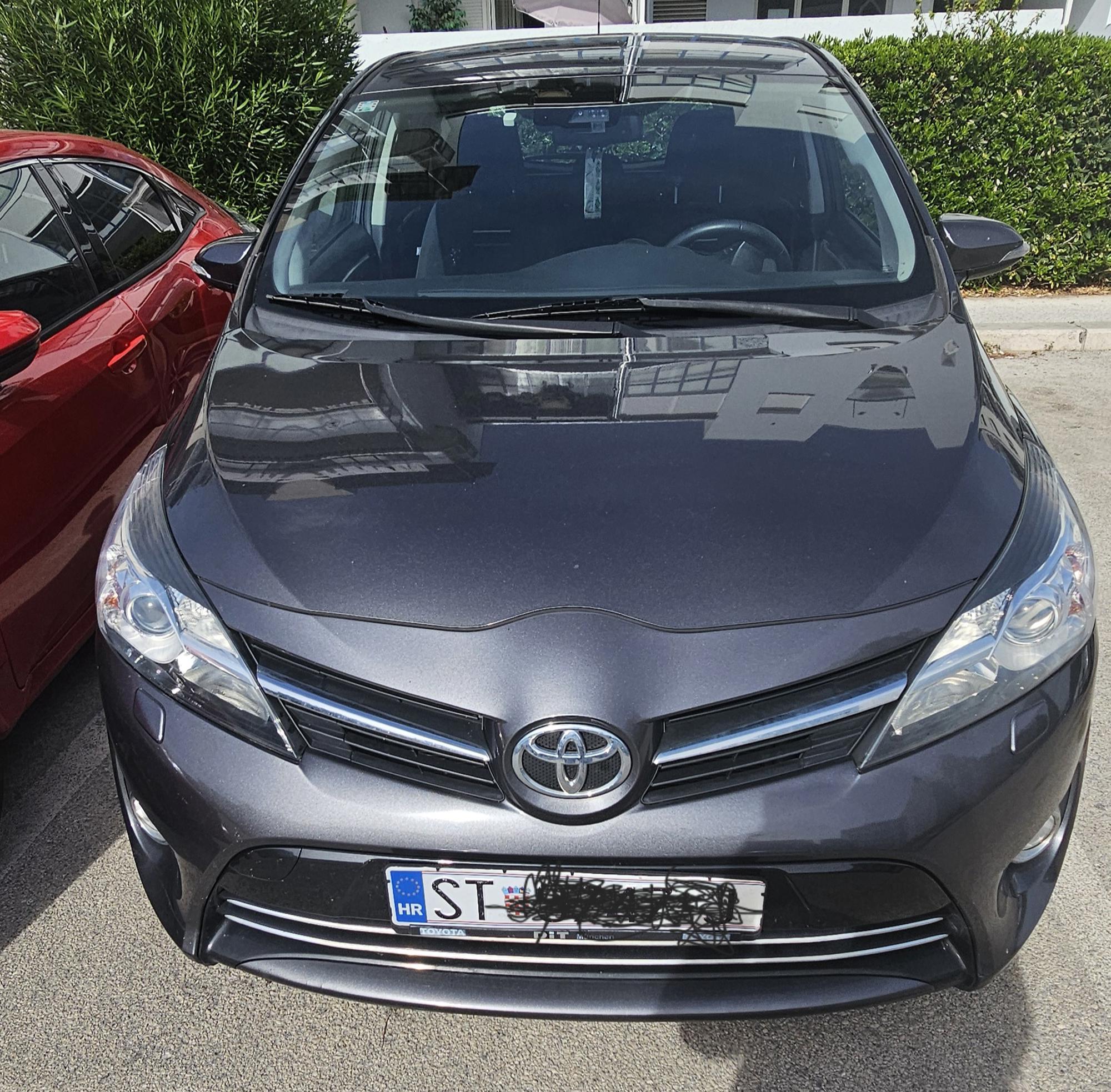 Toyota verso 1.8, 7 sjedala: oprema:comfort