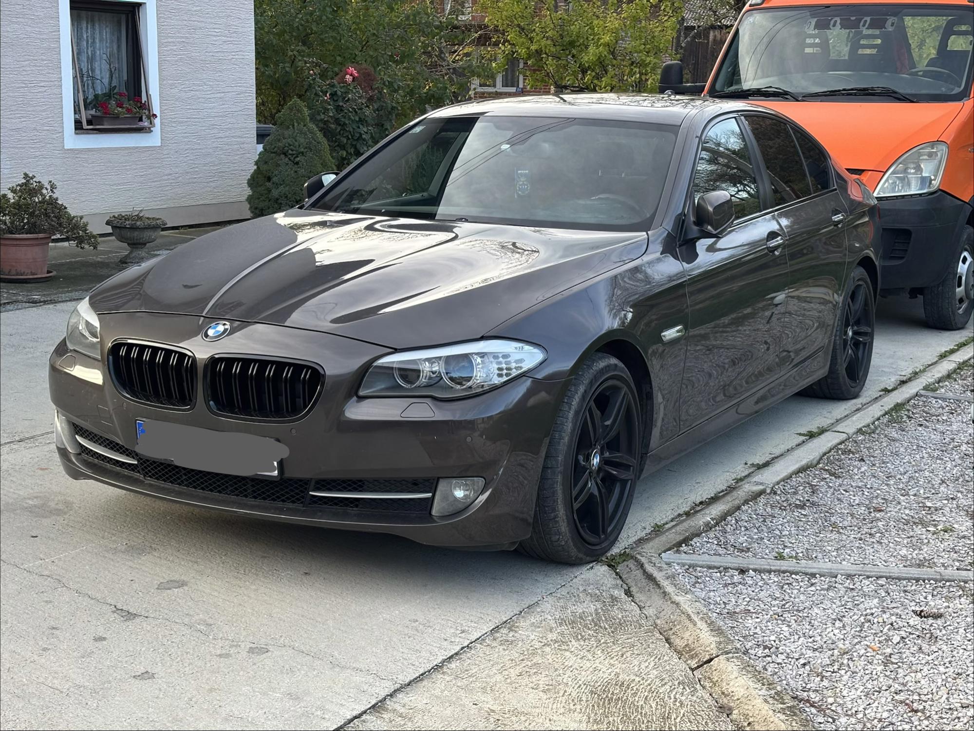 BMW 530xd 2012 god