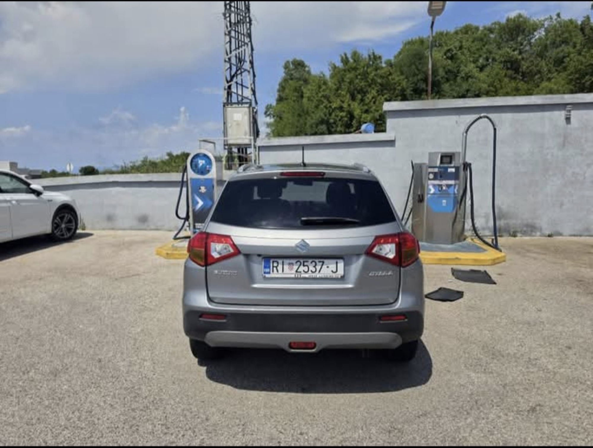 Suzuki Vitara 1.6 plin-benzin.Prilika!!