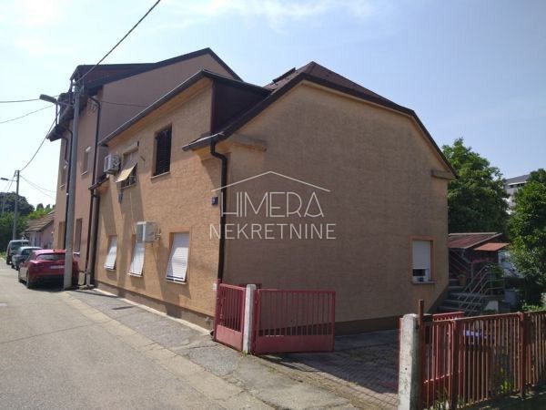 Jednosobni stan 31 m² s dvorištem i zasebnim ulazom – Trnje,