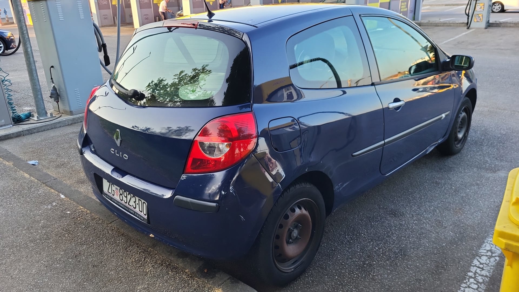 RENAULT CLIO 1.2 16V