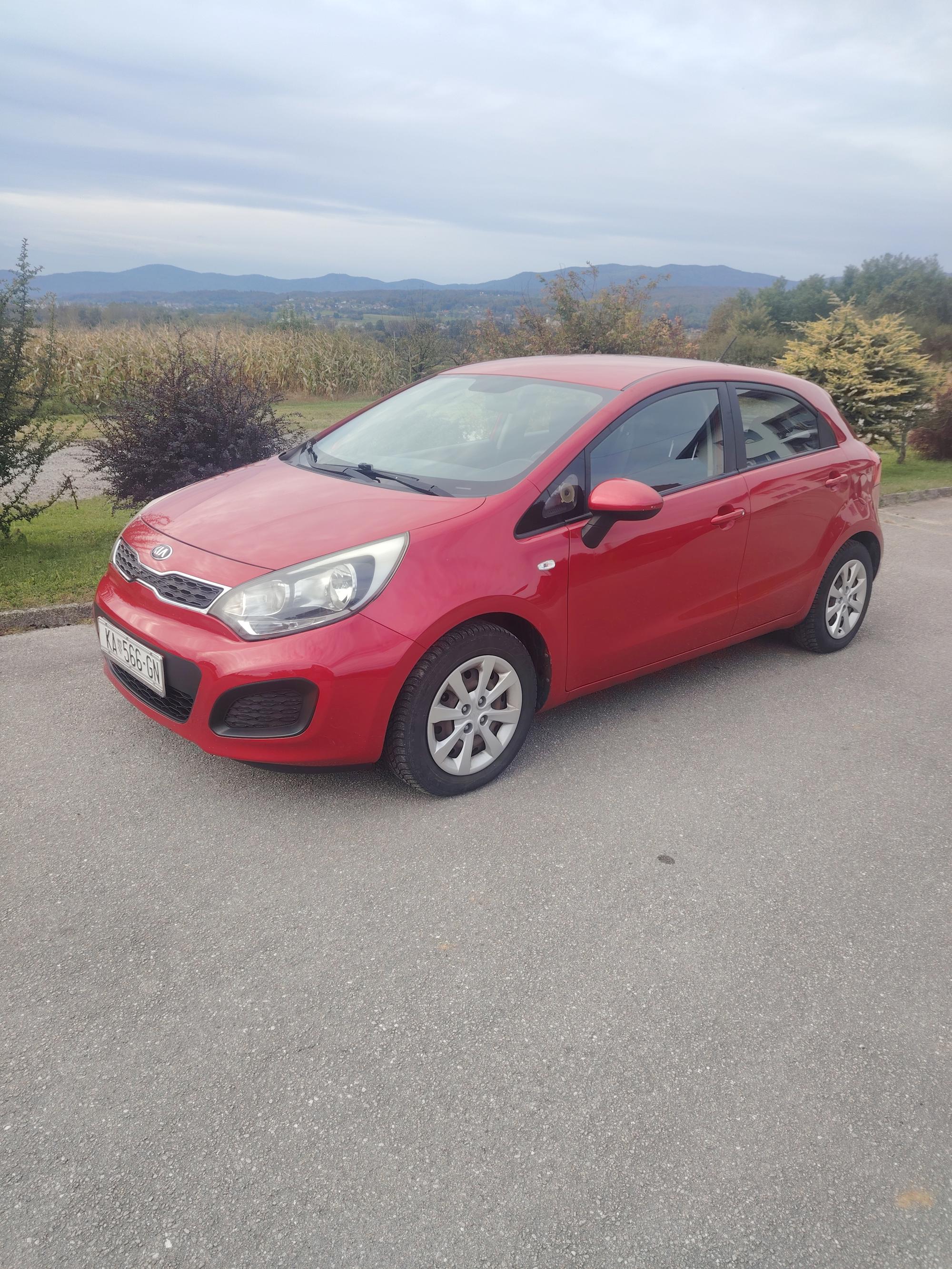 Kia Rio 1.25 registriran do 11/27
