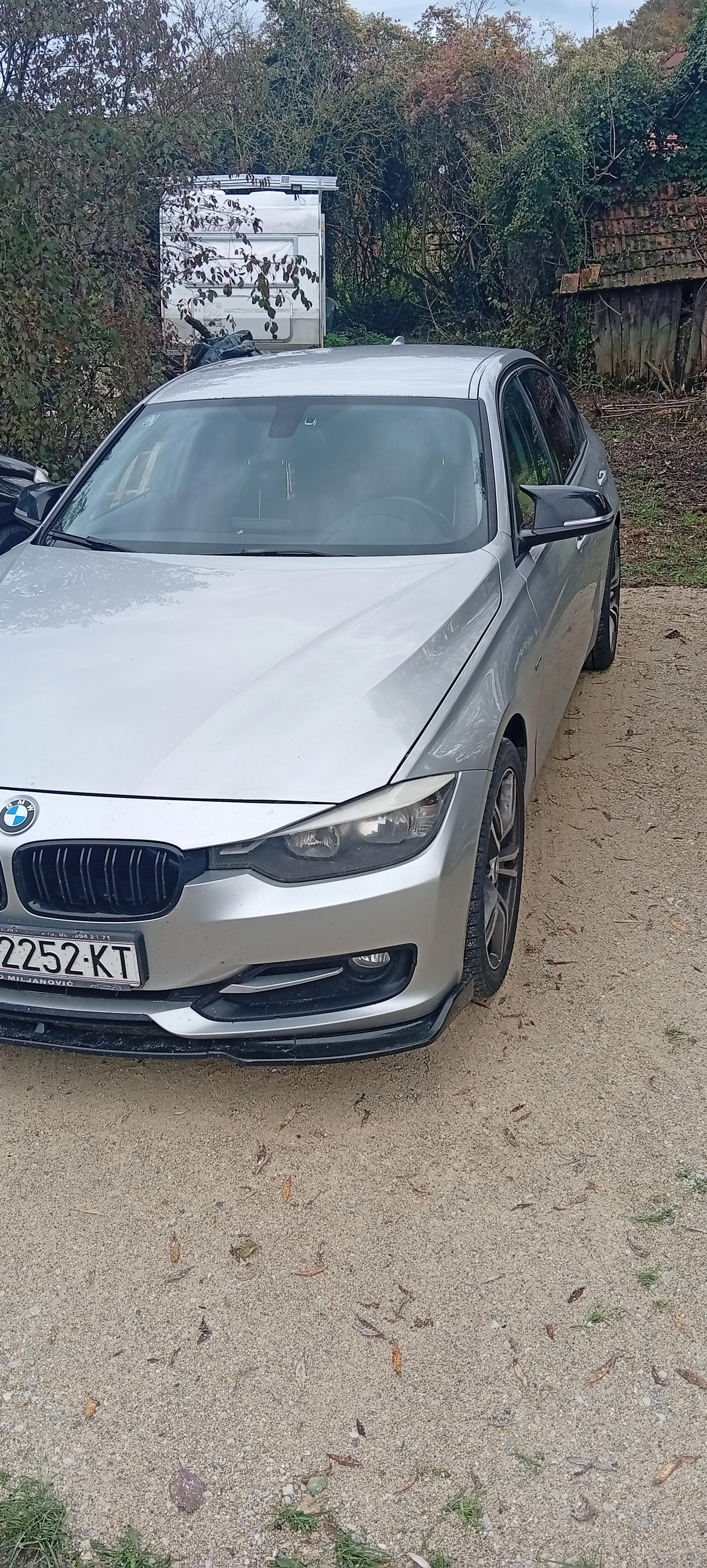 BMW F30 320D sport 2013