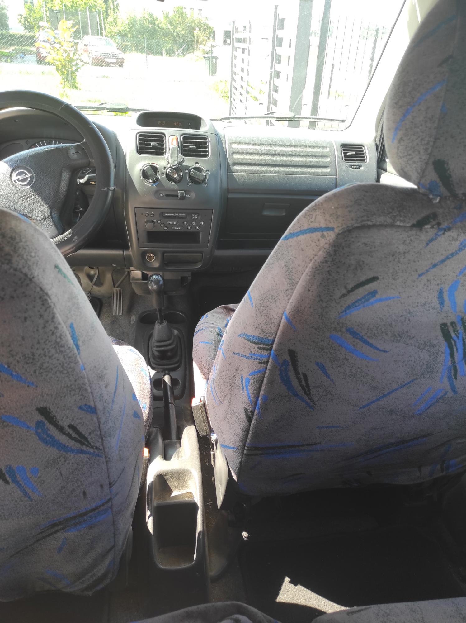 Opel Agila 1.2