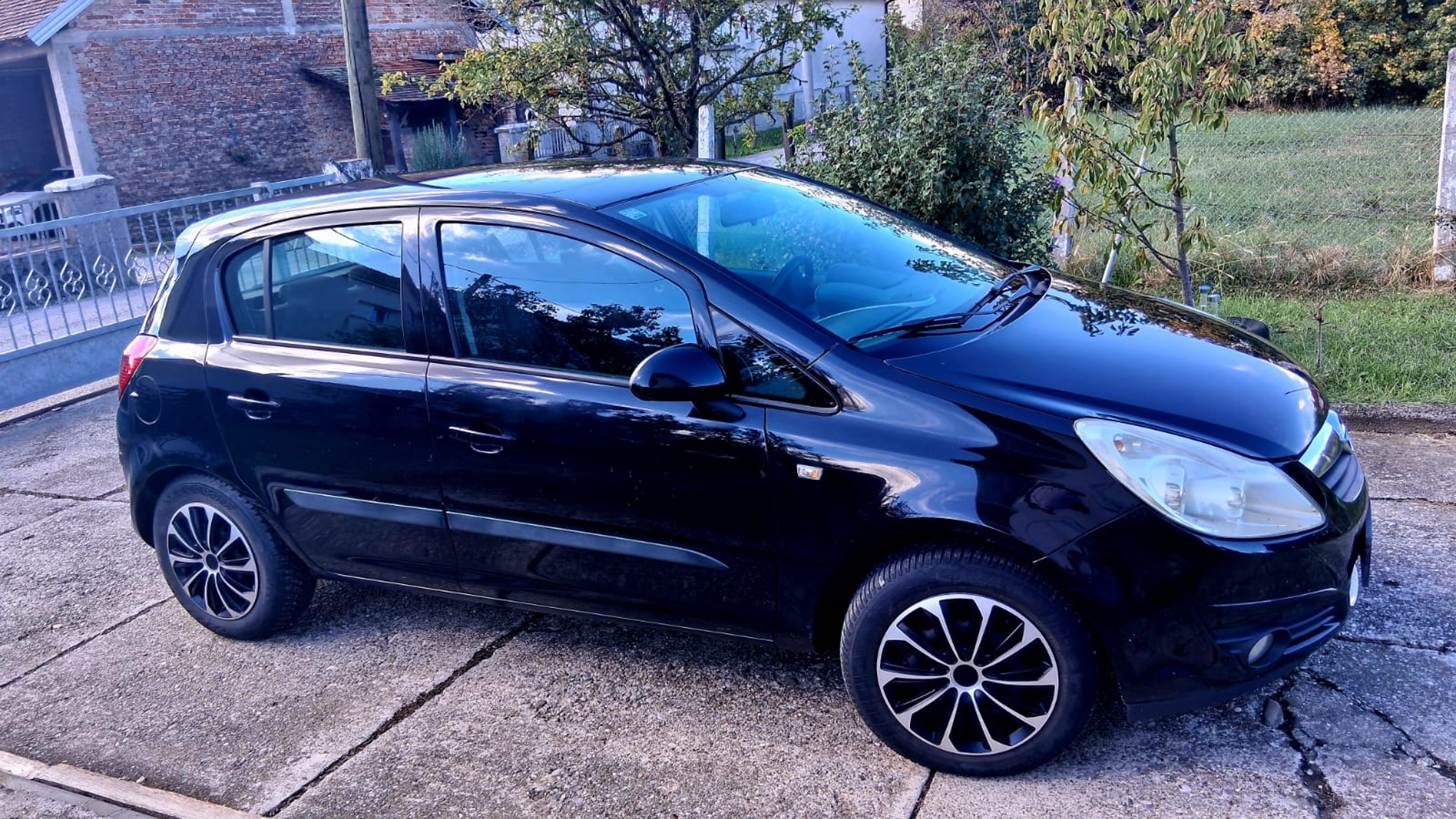 Opel corsa 1.3cdti.2008god-hr auto-odlično stanje!--hitno 1850eur
