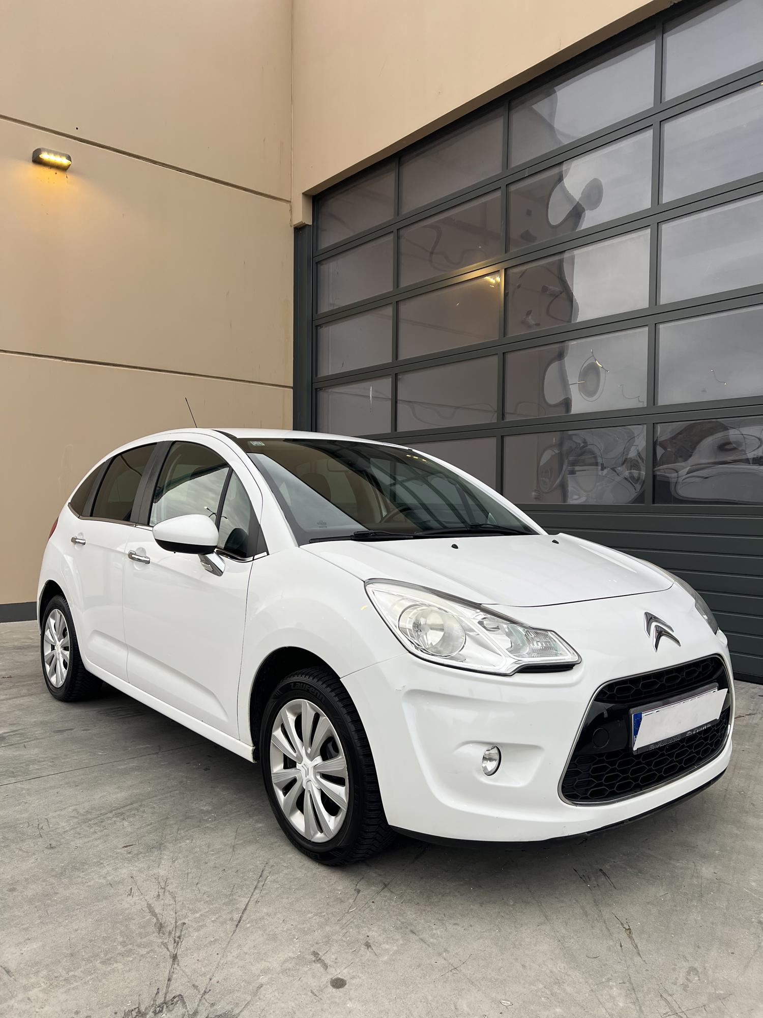 Citroen C3 1.4 HDi - NOVI MODEL - NIJE UVOZ - LOUNGE OPREMA - SERVISNA - REG 1 GOD - PRILIKA!