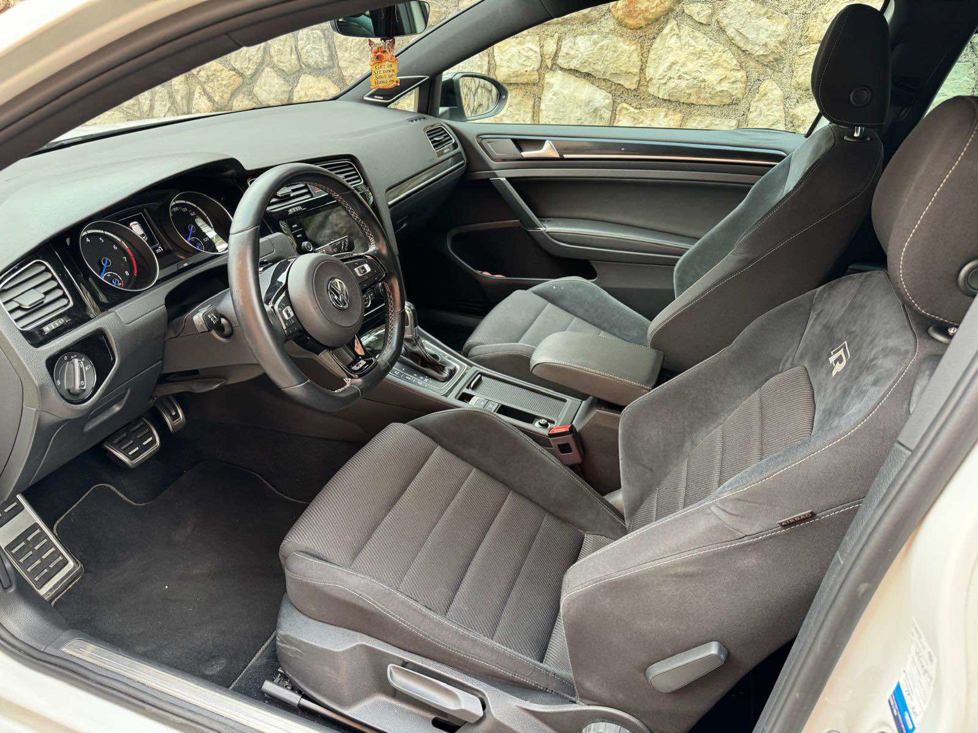 Volkswagen Golf 7.5 R