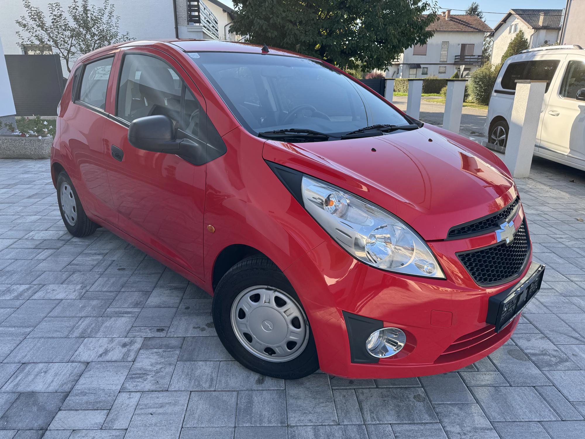 Shevrolet Spark 1.0 Tojota motor 4 cilindra