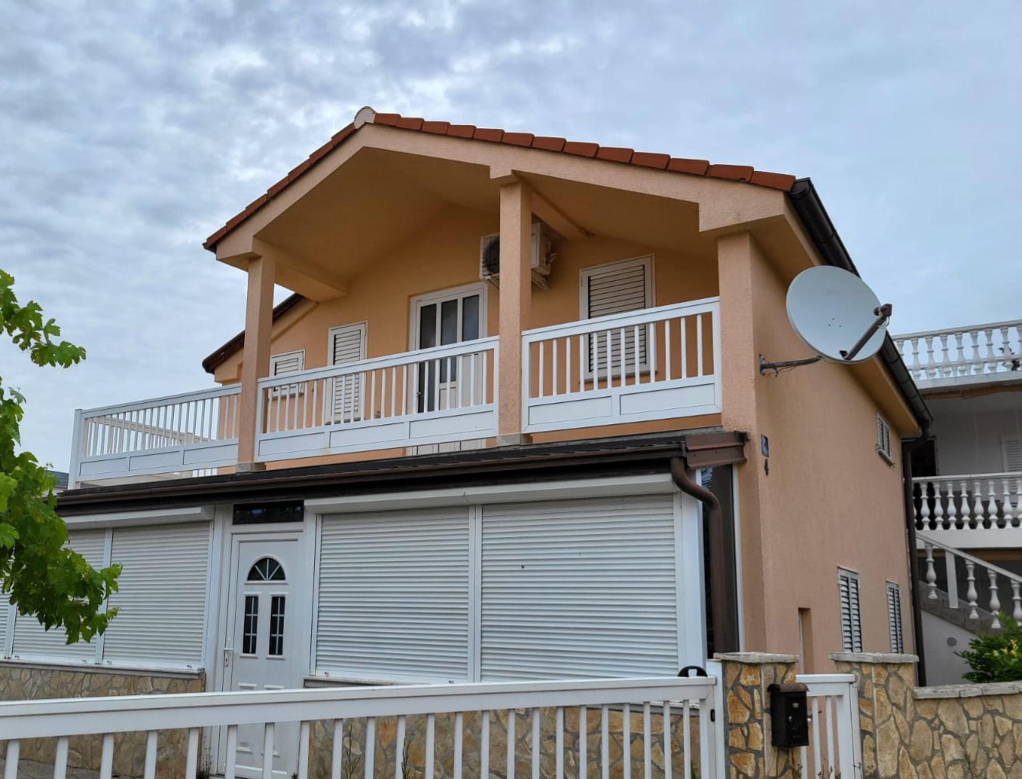 Kuća Vrsi (Zukve), 158m2, 4-sobna