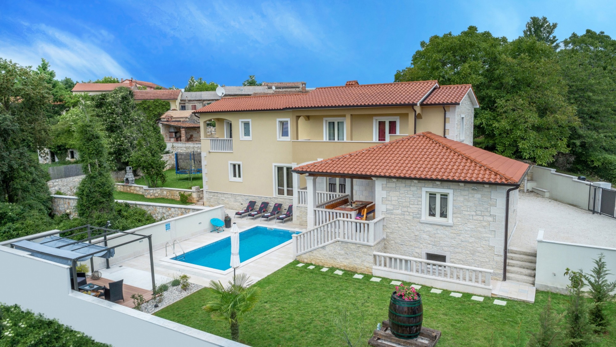 Vila na prodaju Sveti Lovreč