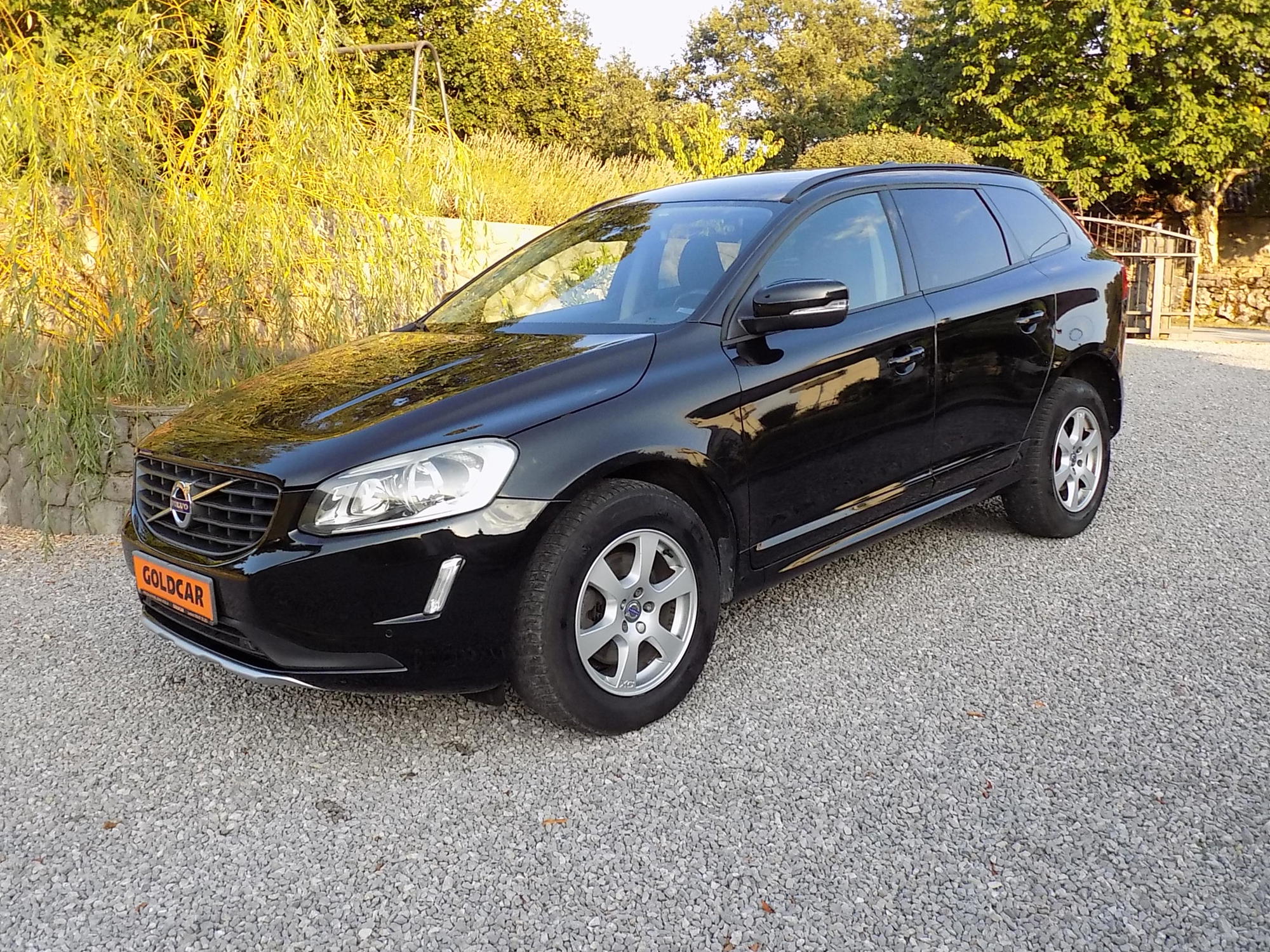 Volvo XC 60 D4 automatik - REGISTRIRAN 04/2027