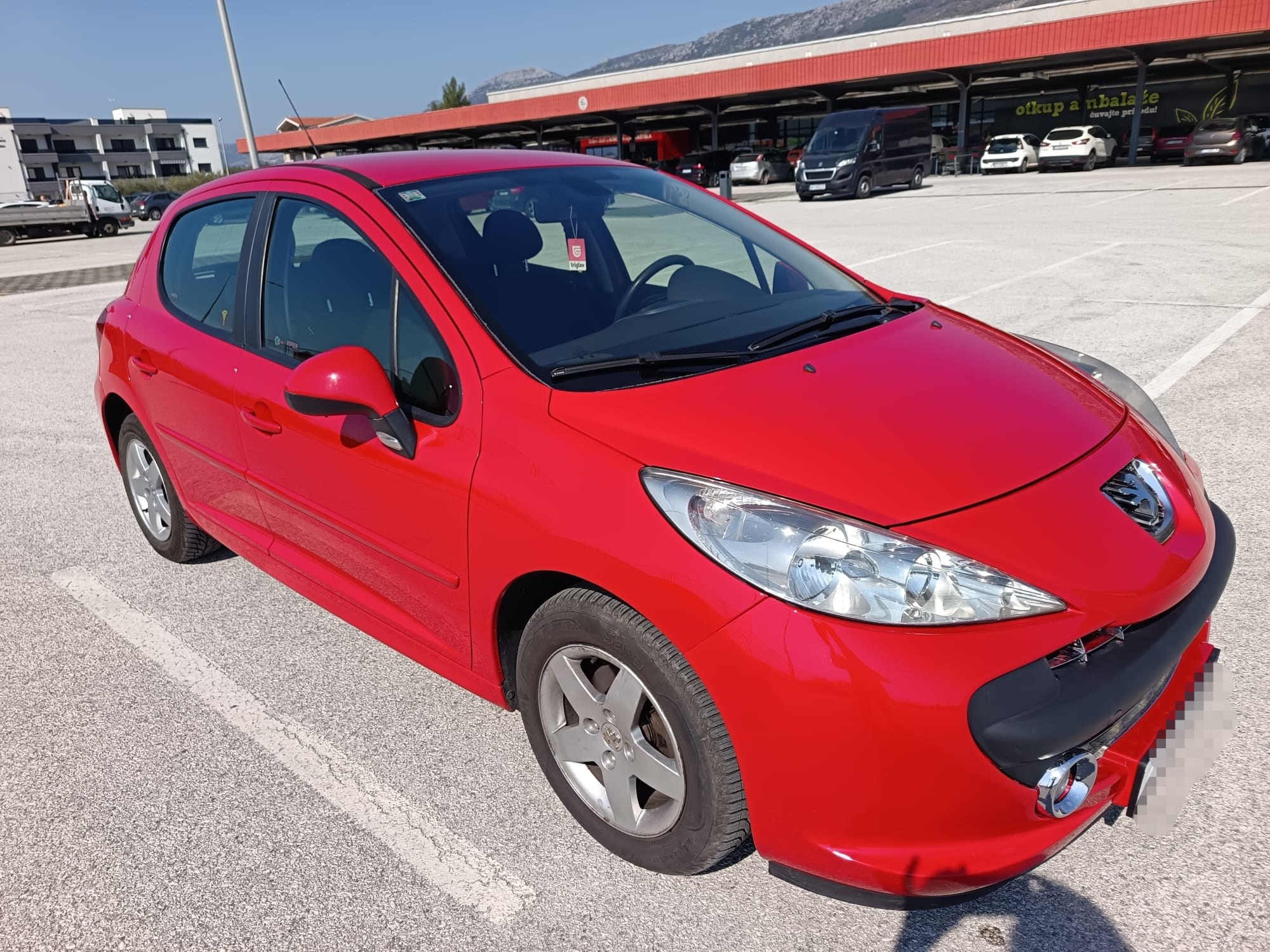 PEUGEOT 207 1.4 i SVA OPREMA SAMO 107 TKM HR.AUTO 