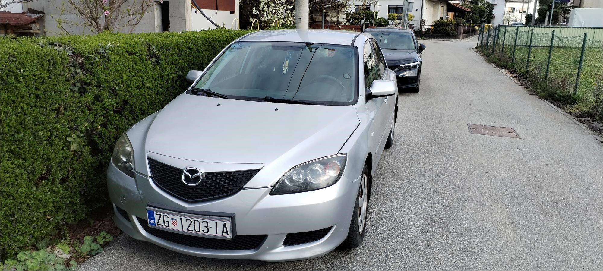 Mazda 3 2005.