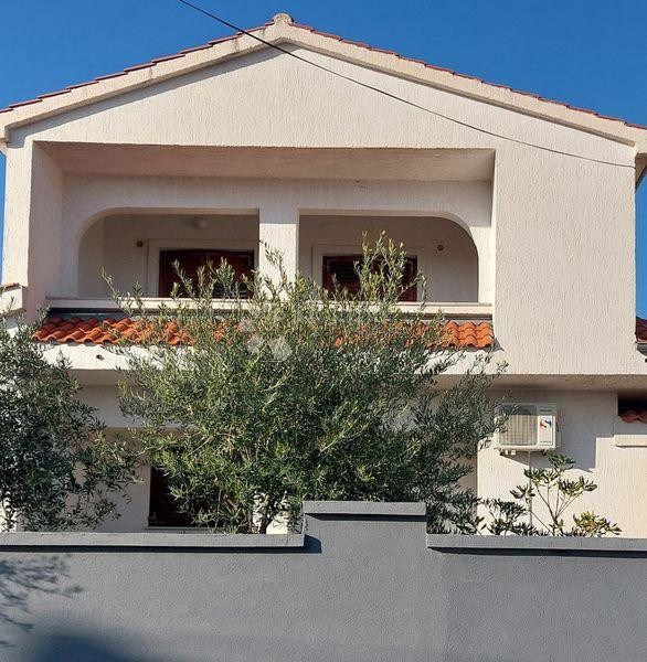 Kuća u blizini mora