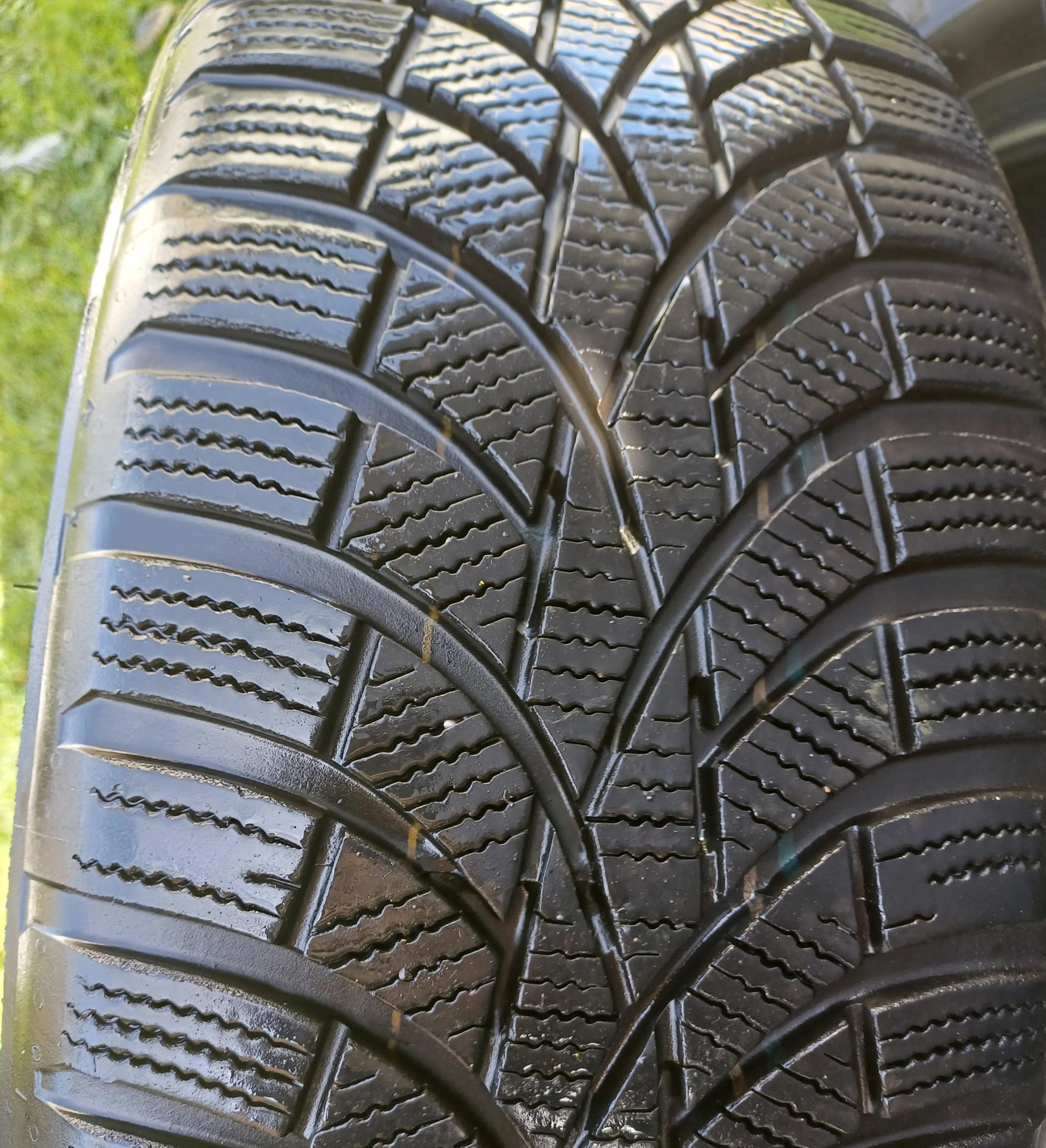 Zimske gume Toyo 195 55 R16, 4 kom. KAO NOVE!!!
