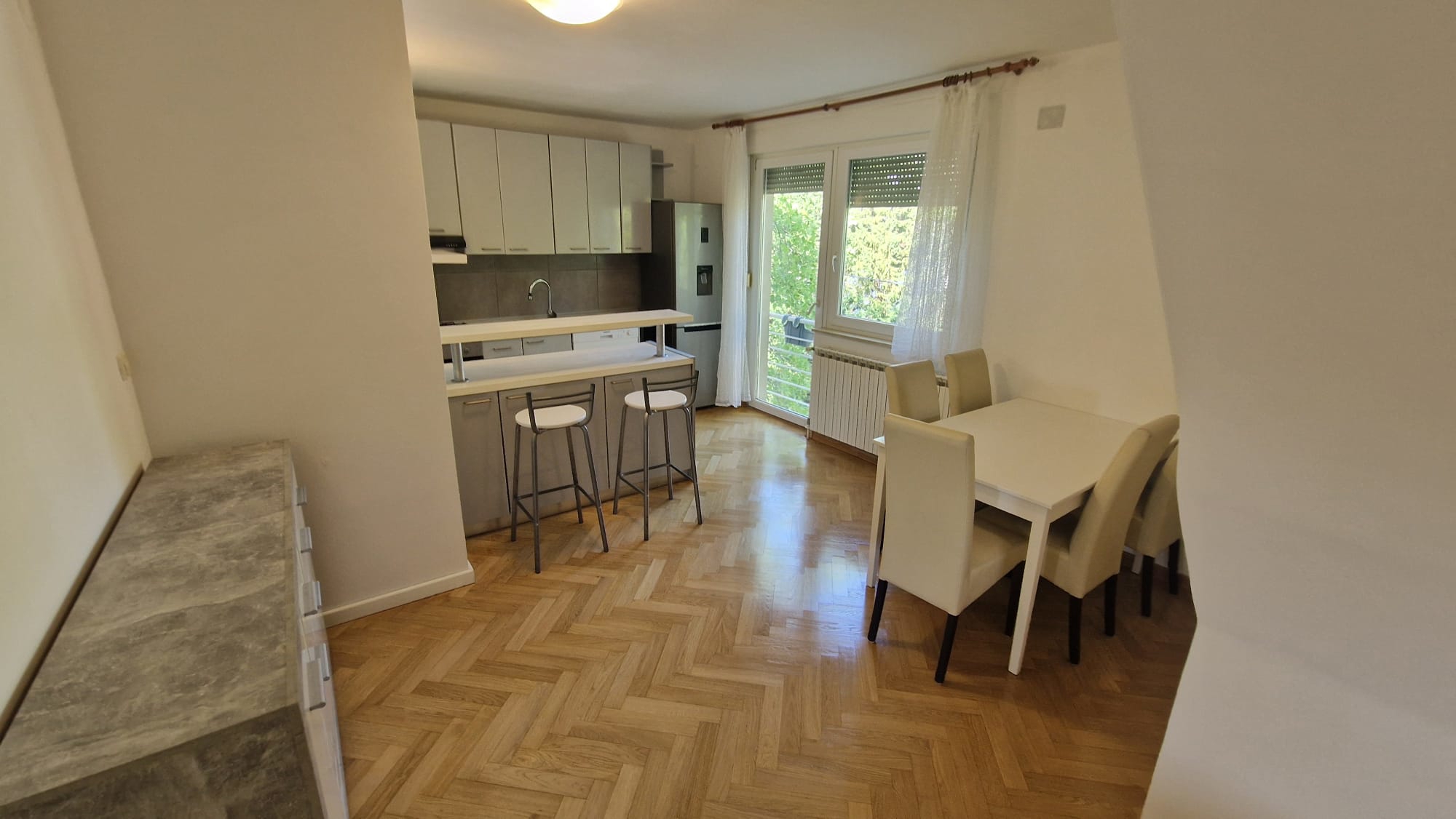 Stan: Zagreb, (Krematorij), 3S+DB, 2 PM, 80 m2